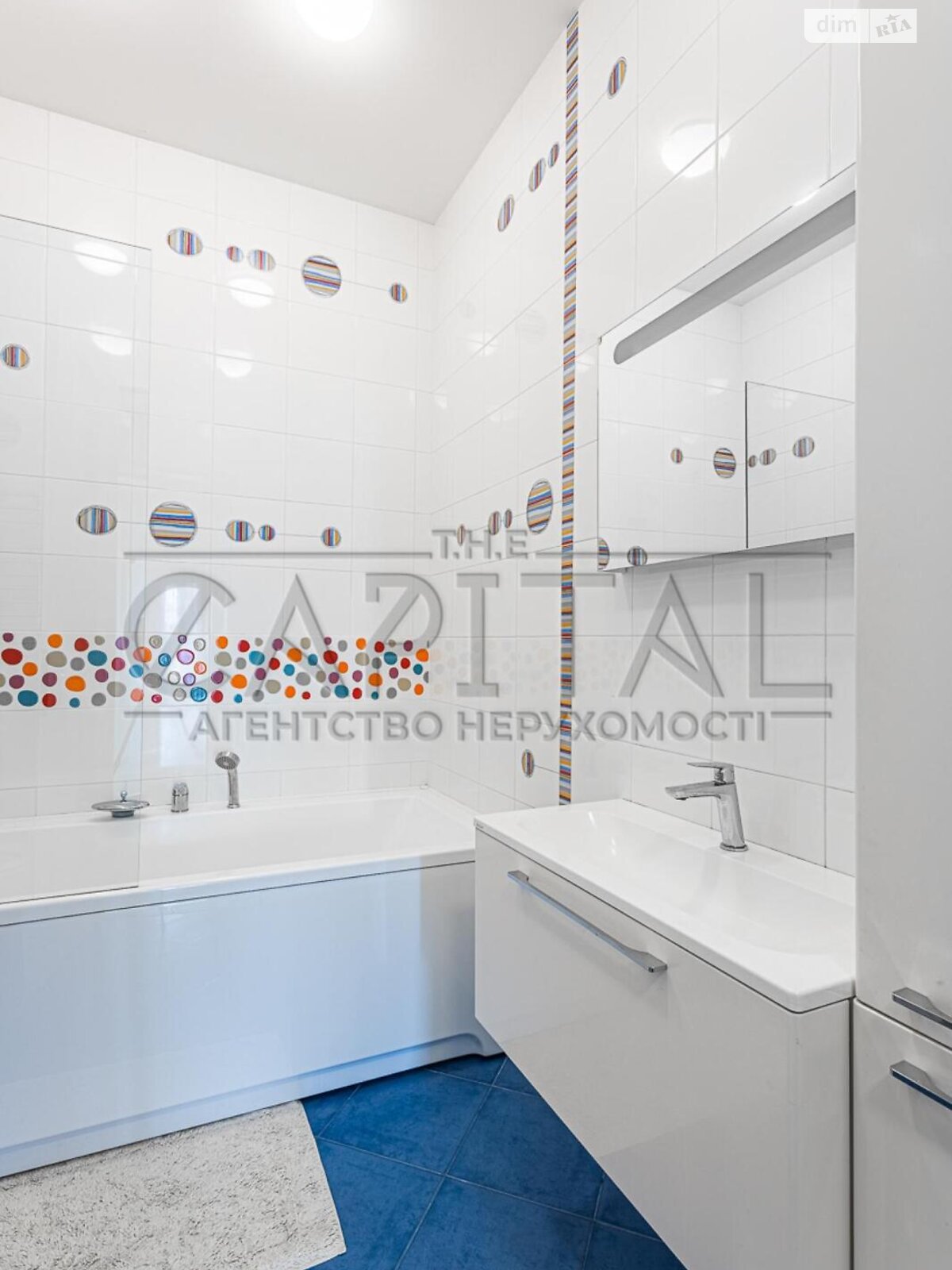 двоповерховий будинок з гаражем, 35 кв. м, цегла. Продаж у Видрові Доли фото 1 двоповерховий будинок з гаражем, 35 кв. м, цегла. Продаж у Видрові Доли фото 1