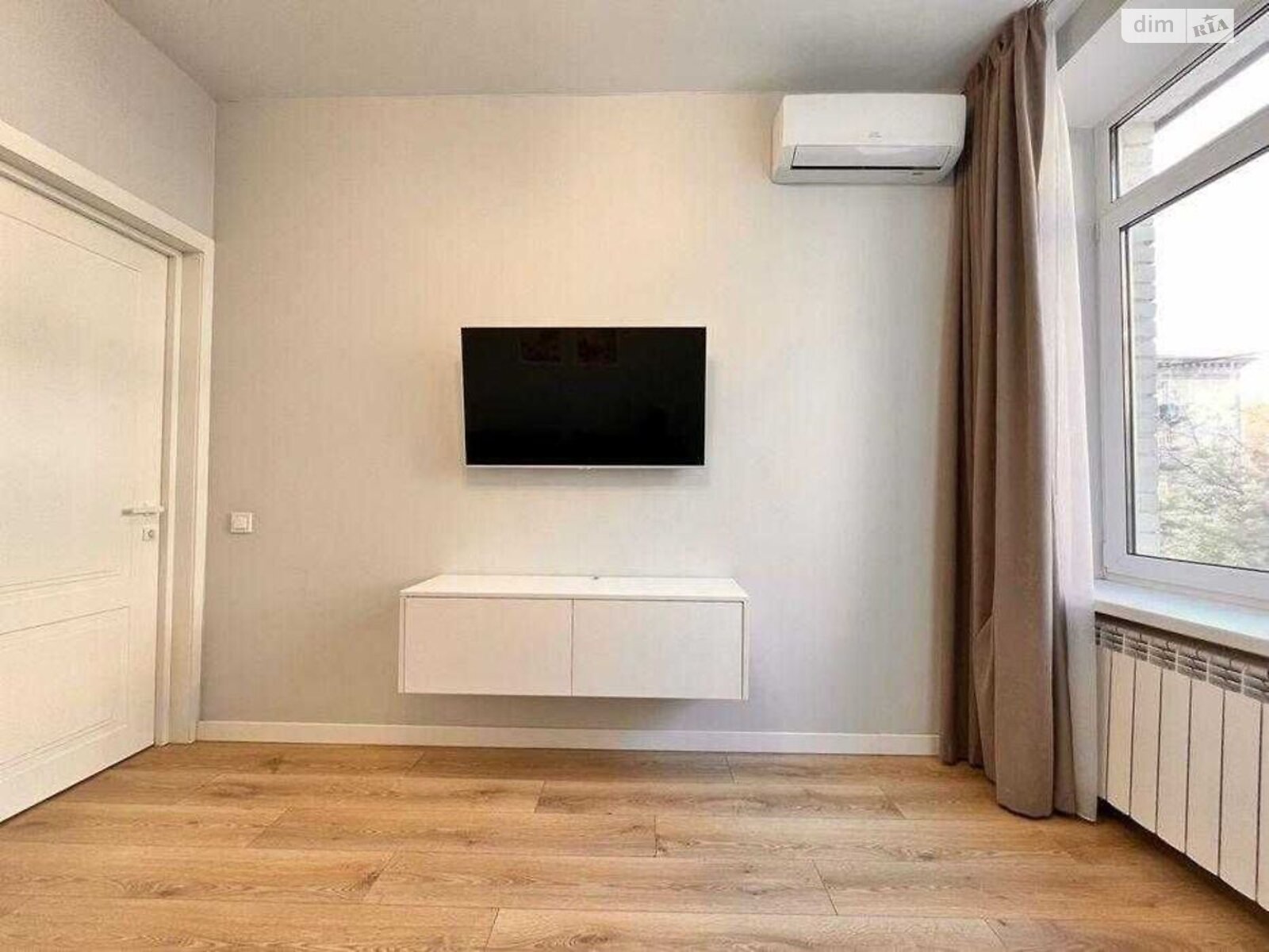 Продажа двухкомнатной квартиры в Киеве, на ул. Щекавицкая 42/48, район Подол фото 1 Продажа двухкомнатной квартиры в Киеве, на ул. Щекавицкая 42/48, район Подол фото 1