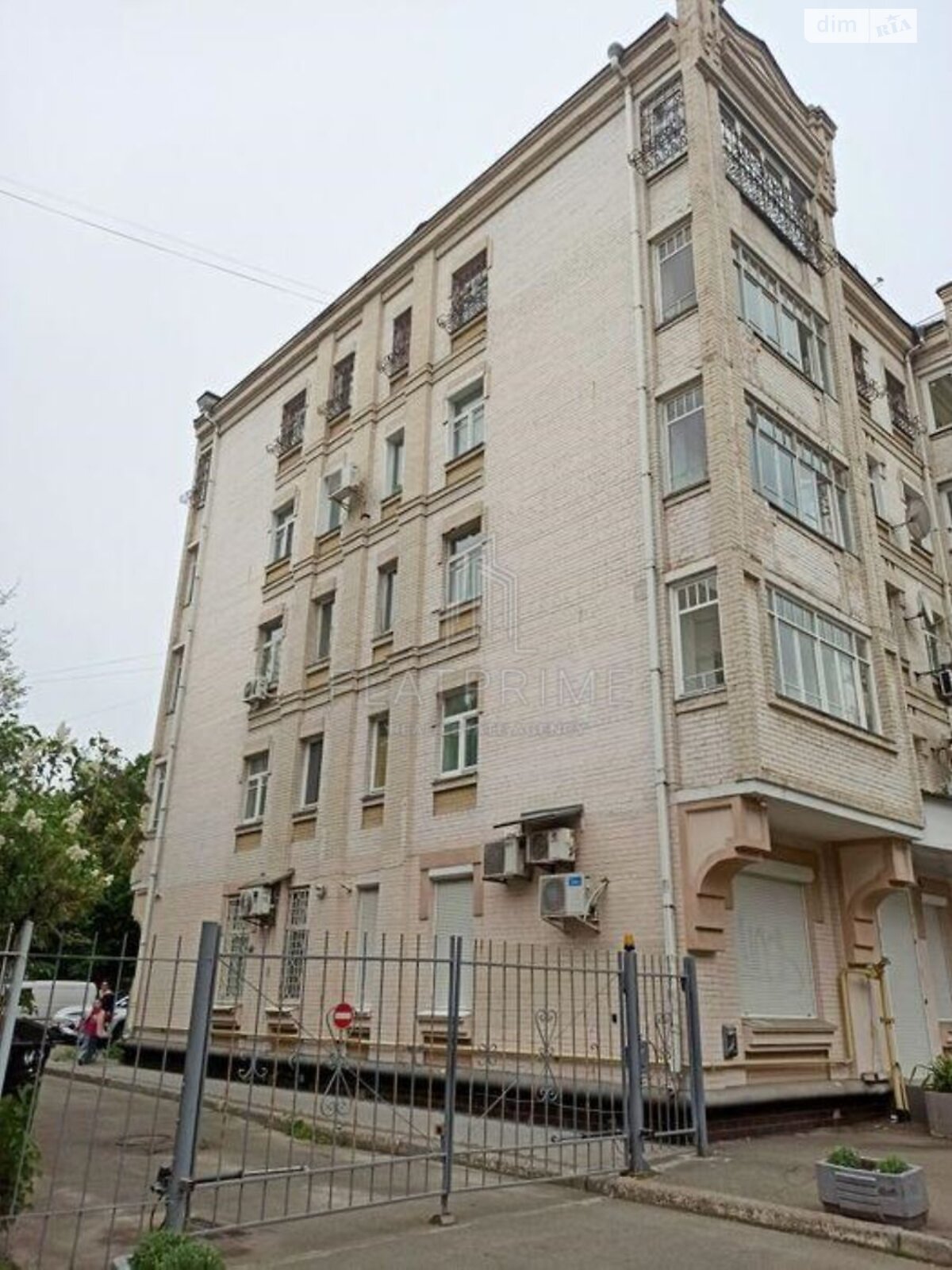 Продаж трикімнатної квартири в Києві, на вул. Щекавицька 7, район Поділ фото 1 Продаж трикімнатної квартири в Києві, на вул. Щекавицька 7, район Поділ фото 1