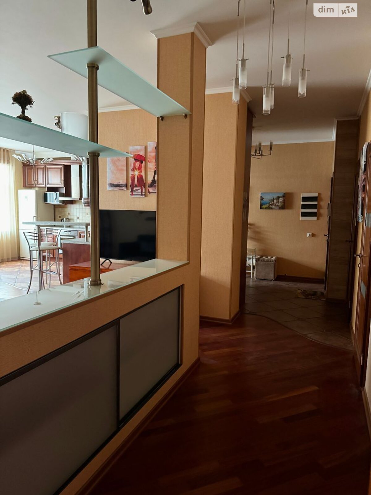 Продаж двокімнатної квартири в Києві, на вул. Щекавицька 30/39, район Поділ фото 1 Продаж двокімнатної квартири в Києві, на вул. Щекавицька 30/39, район Поділ фото 1
