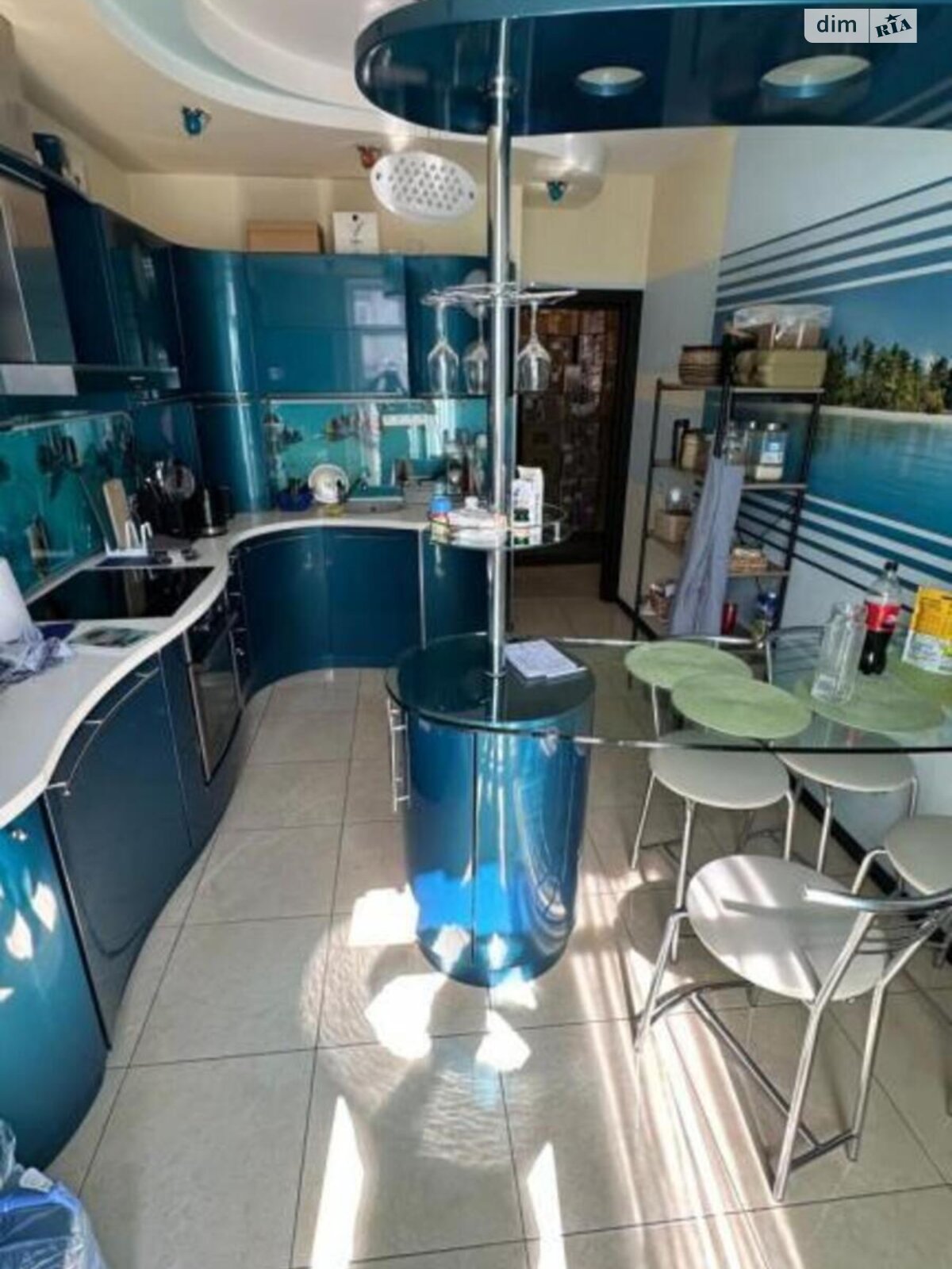 Продажа трехкомнатной квартиры в Киеве, на ул. Щекавицкая 30/39, район Подол фото 1 Продажа трехкомнатной квартиры в Киеве, на ул. Щекавицкая 30/39, район Подол фото 1