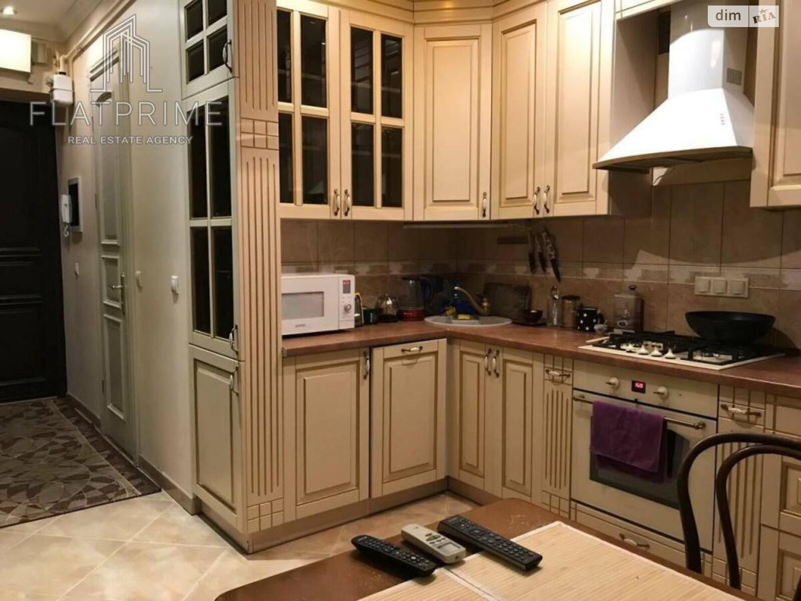 Продаж двокімнатної квартири в Києві, на вул. Щекавицька 37/48, район Поділ фото 1 Продаж двокімнатної квартири в Києві, на вул. Щекавицька 37/48, район Поділ фото 1