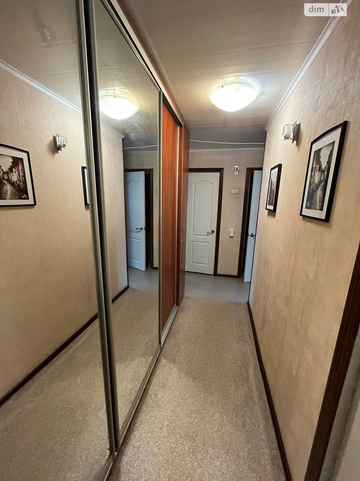 Продаж трикімнатної квартири в Києві, на вул. Щекавицька 40/37, район Поділ фото 1 Продаж трикімнатної квартири в Києві, на вул. Щекавицька 40/37, район Поділ фото 1