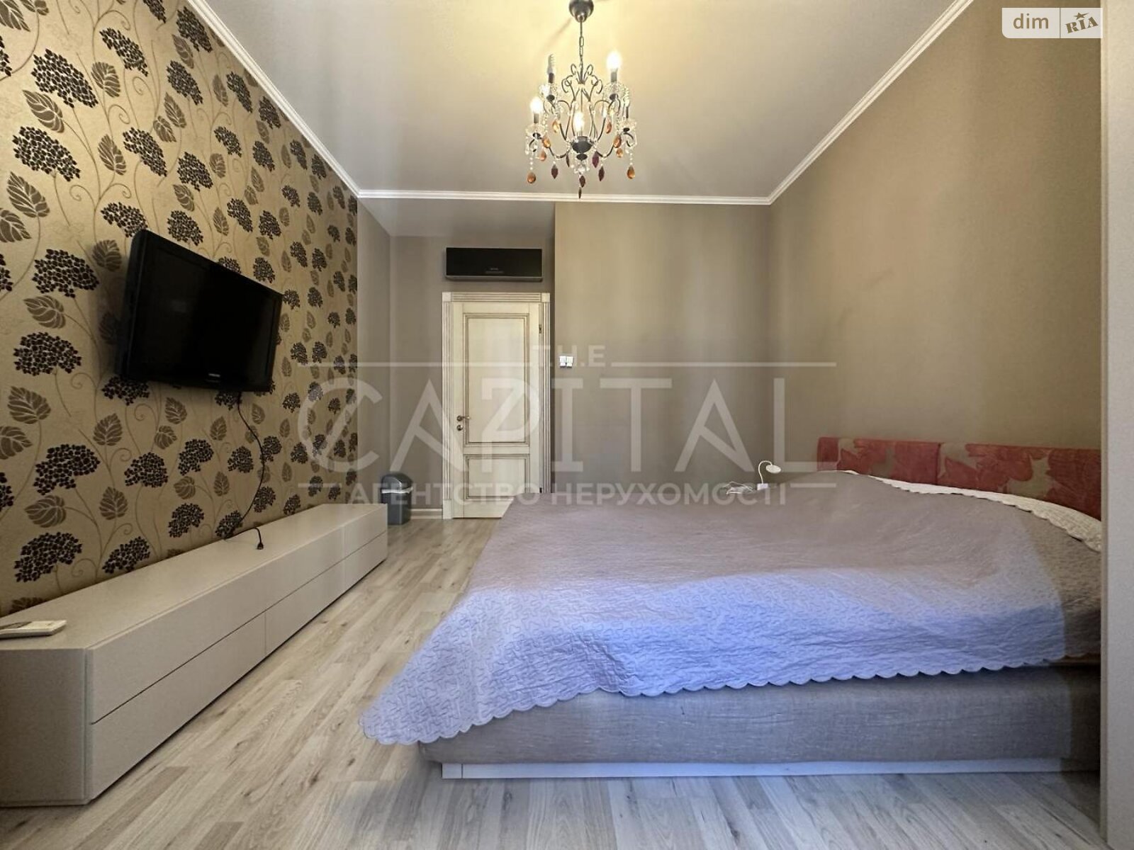 Продажа четырехкомнатной квартиры в Киеве, на ул. Щекавицкая 30/39, район Подол фото 1