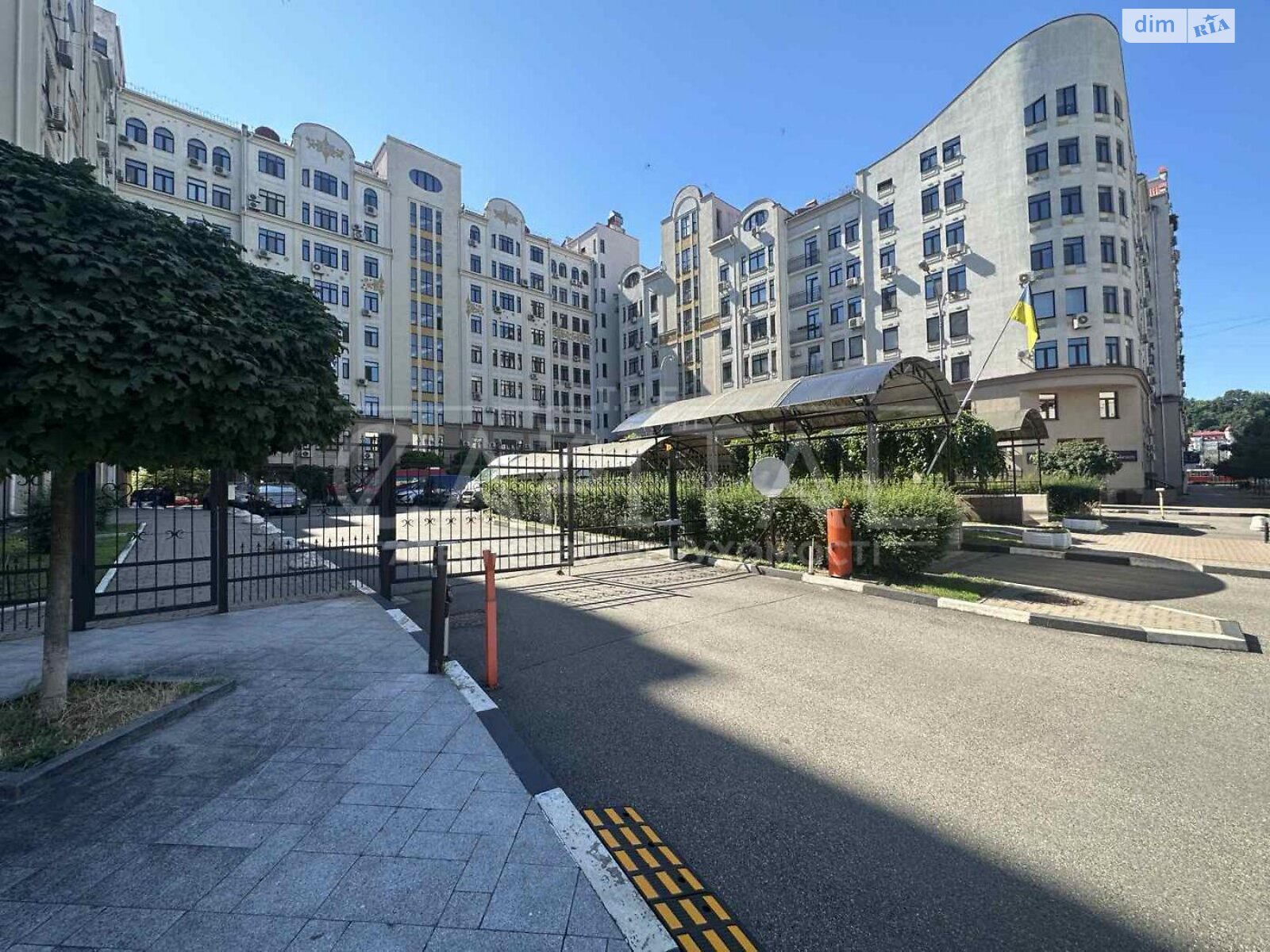 Продажа четырехкомнатной квартиры в Киеве, на ул. Щекавицкая 30/39, район Подол фото 1