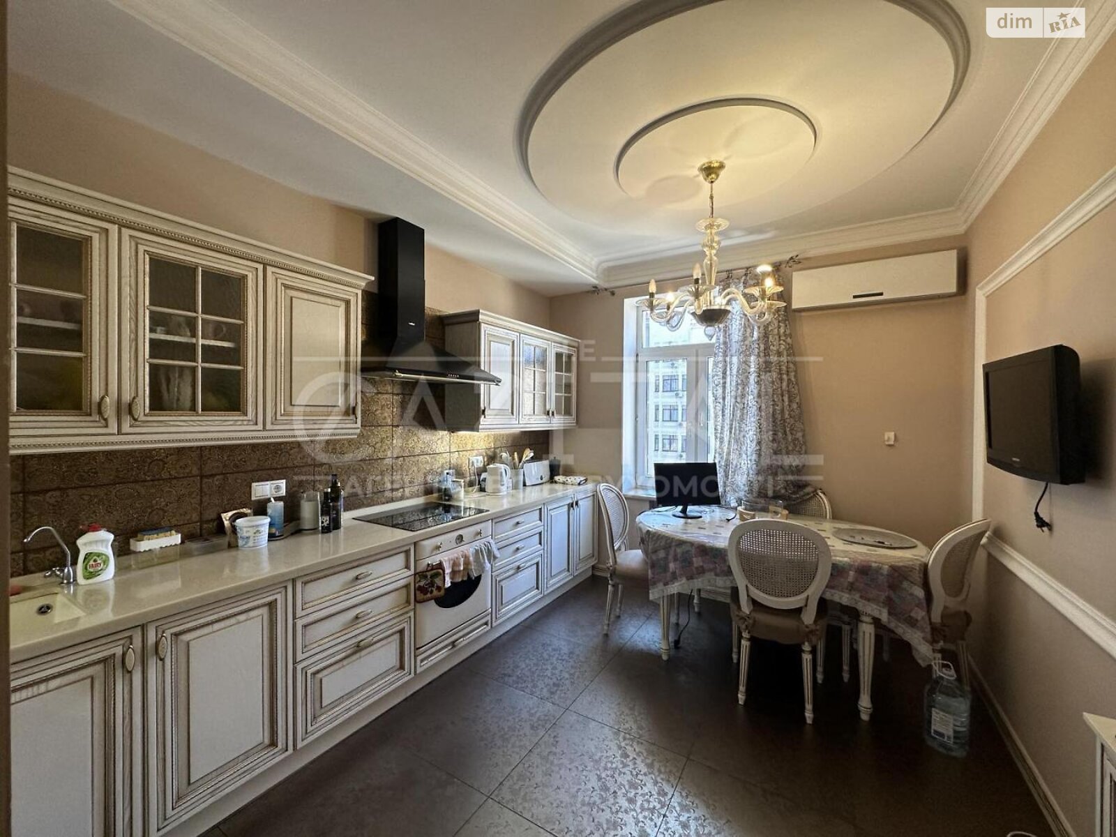 Продажа четырехкомнатной квартиры в Киеве, на ул. Щекавицкая 30/39, район Подол фото 1