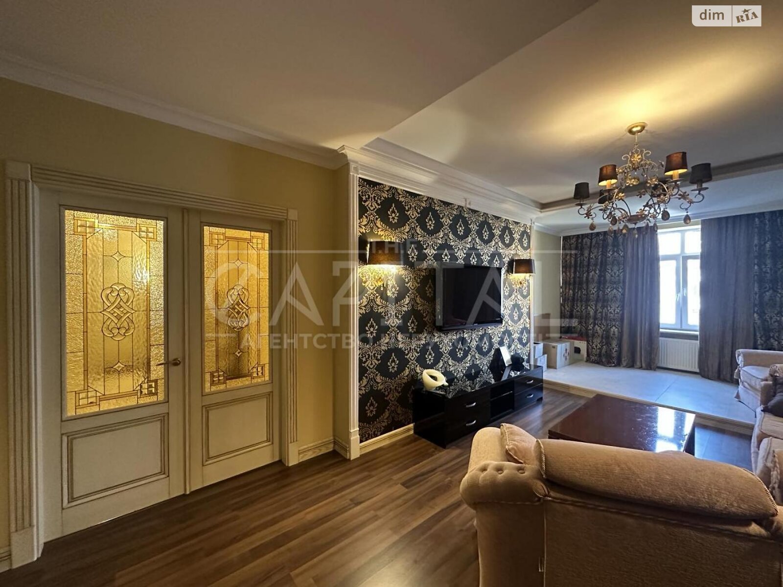 Продажа четырехкомнатной квартиры в Киеве, на ул. Щекавицкая 30/39, район Подол фото 1