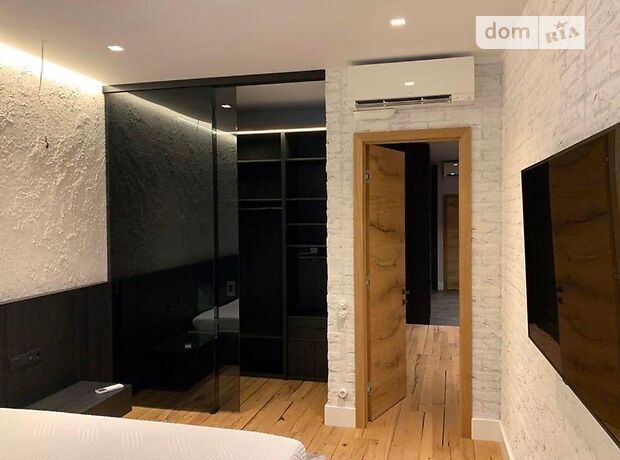 Продажа двухкомнатной квартиры в Киеве, на ул. Спасская 35 район Подольский фото 1 Продажа двухкомнатной квартиры в Киеве, на ул. Спасская 35 район Подольский фото 1