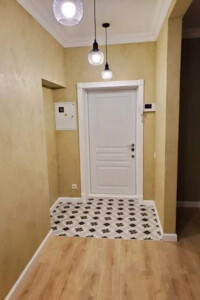 Продажа двухкомнатной квартиры в Киеве, на ул. Верхний Вал 44, район Подол фото 2