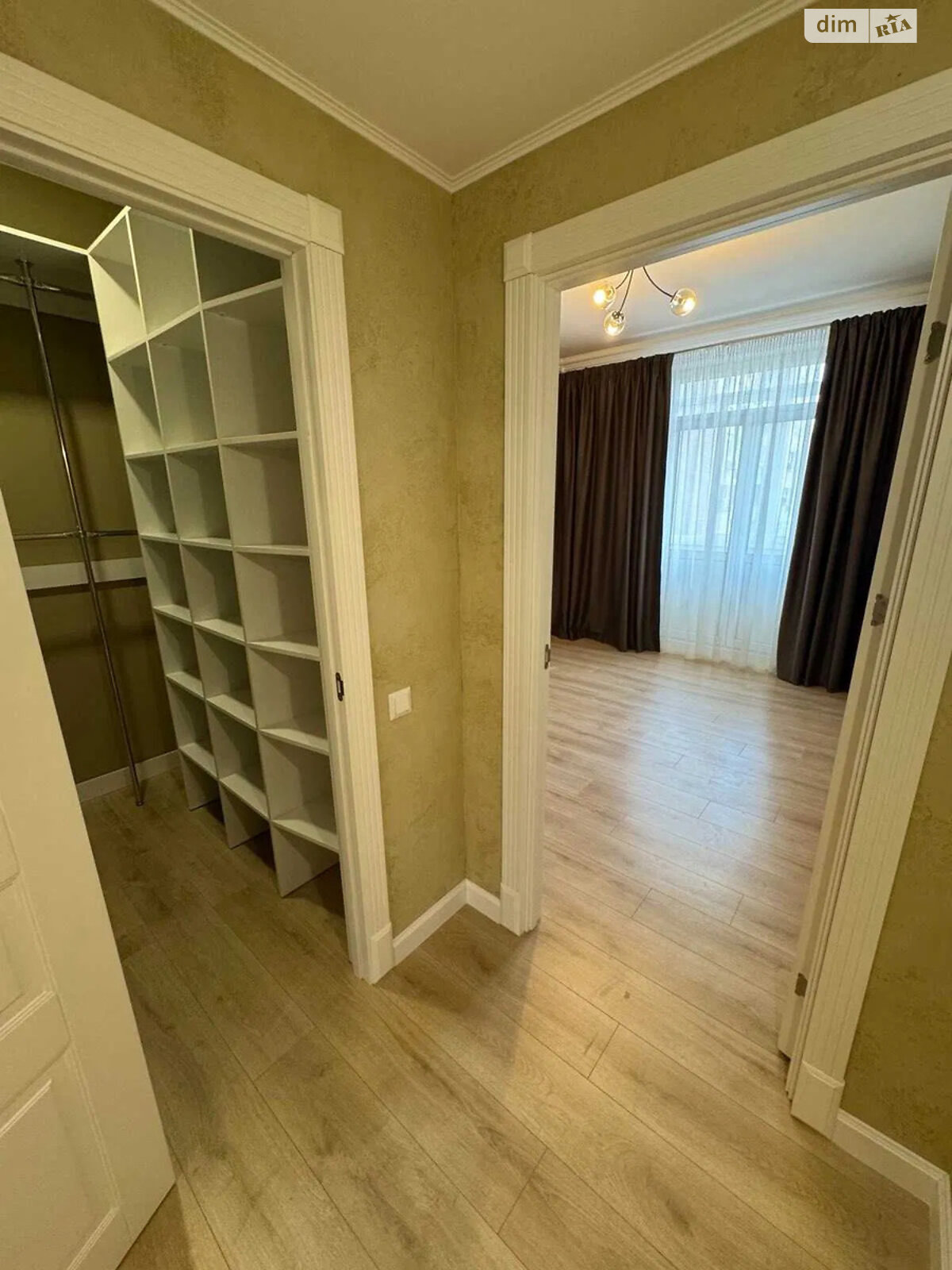 Продажа двухкомнатной квартиры в Киеве, на ул. Верхний Вал 44, район Подол фото 1