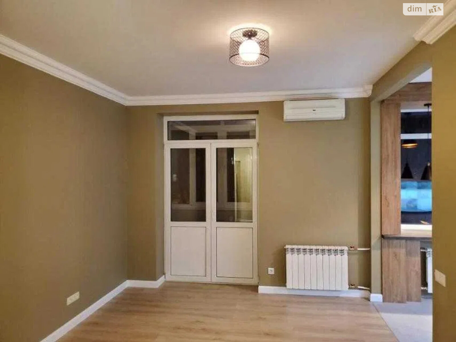 Продажа двухкомнатной квартиры в Киеве, на ул. Верхний Вал 44, район Подол фото 1