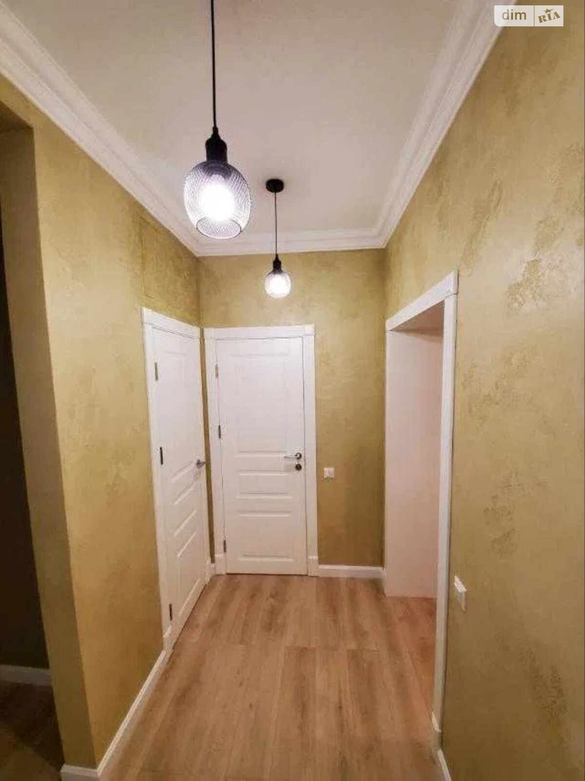 Продажа двухкомнатной квартиры в Киеве, на ул. Верхний Вал 44, район Подол фото 1