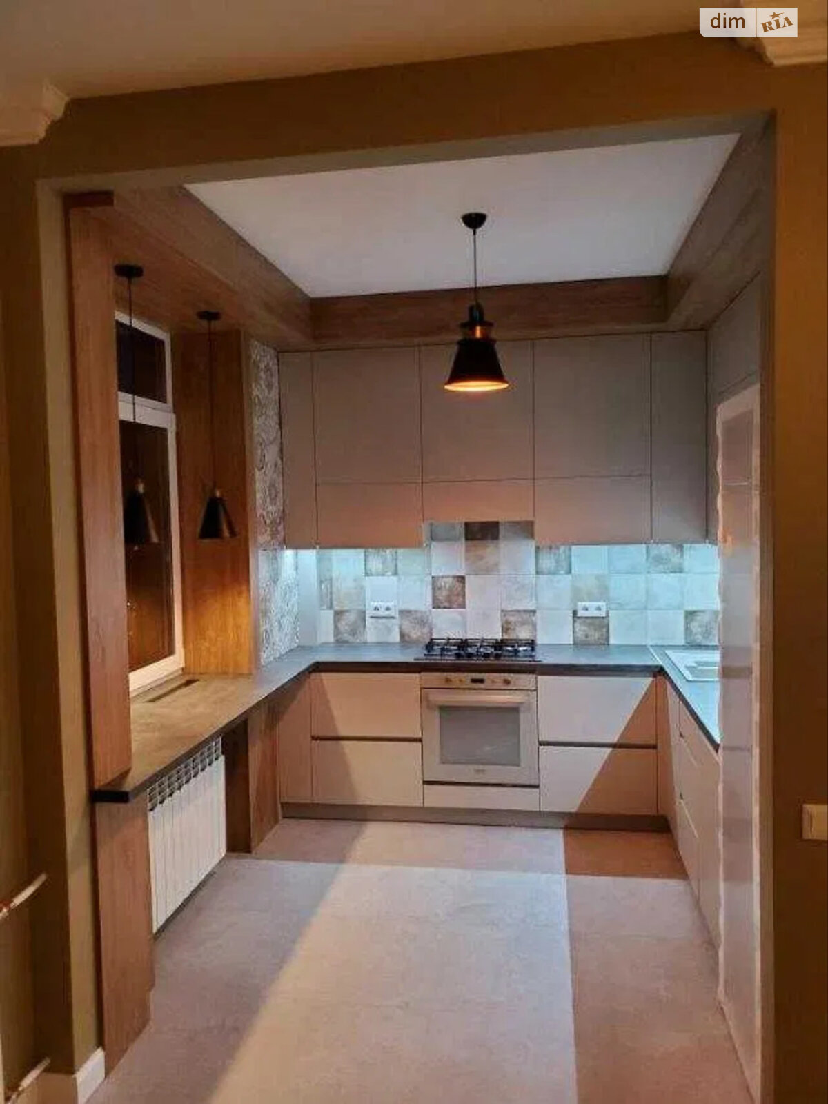 Продажа двухкомнатной квартиры в Киеве, на ул. Верхний Вал 44, район Подол фото 1