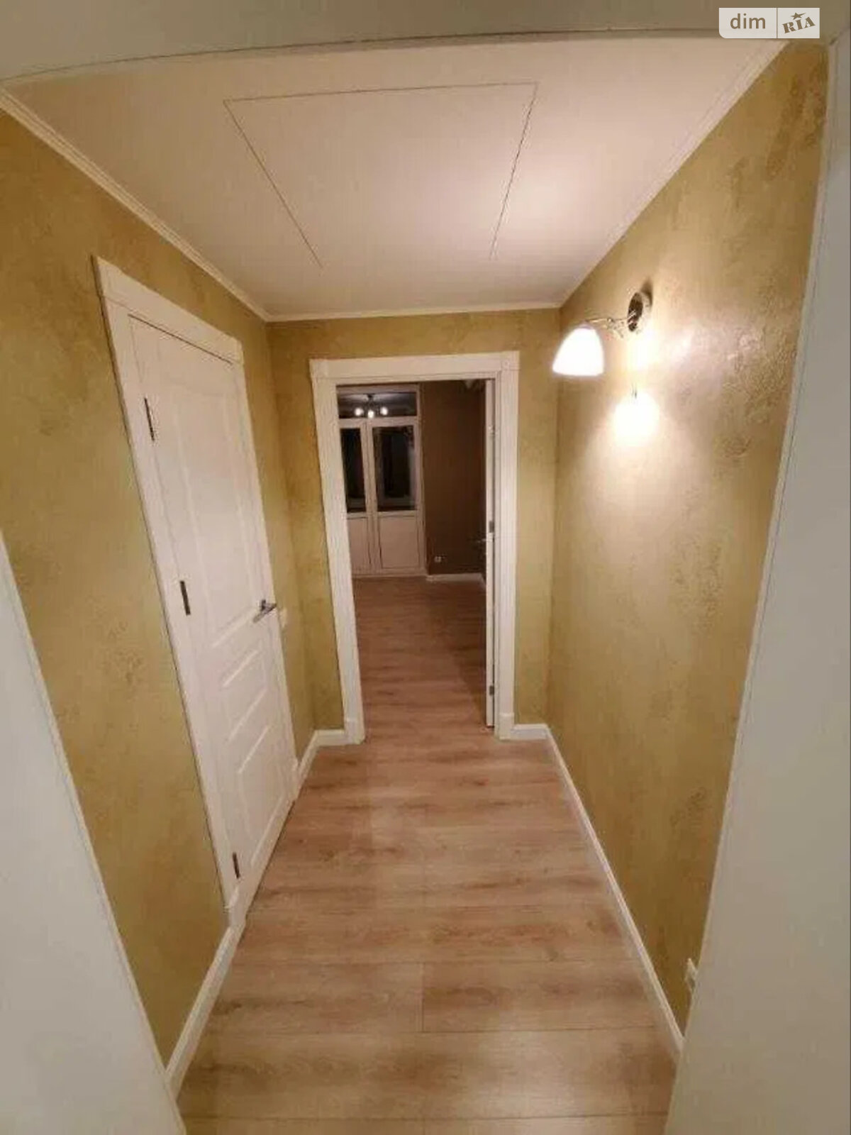 Продажа двухкомнатной квартиры в Киеве, на ул. Верхний Вал 44, район Подол фото 1