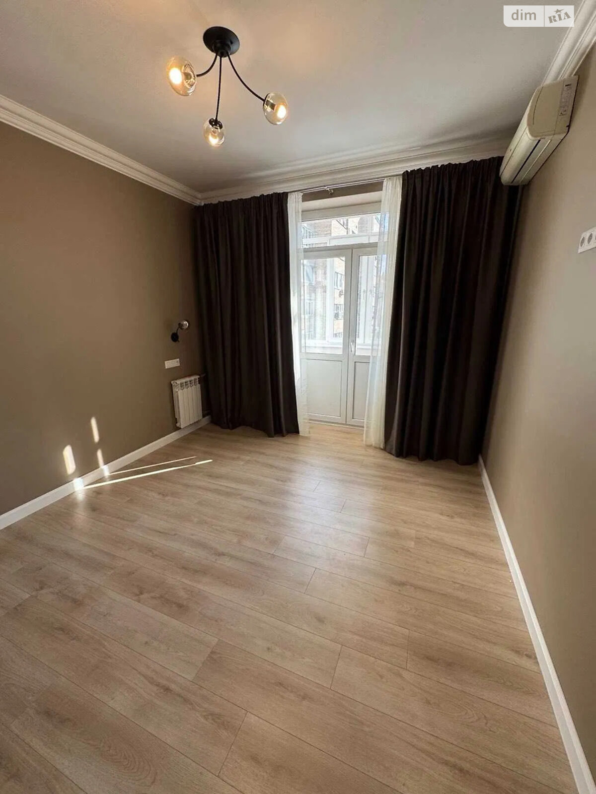 Продажа двухкомнатной квартиры в Киеве, на ул. Верхний Вал 44, район Подол фото 1