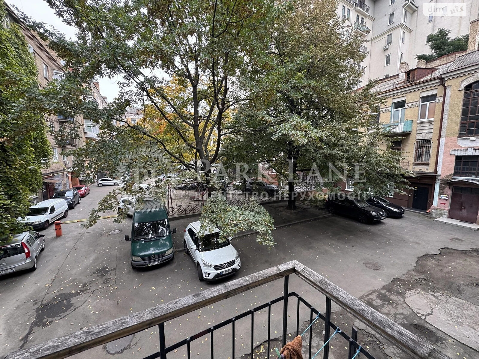 Продажа двухкомнатной квартиры в Киеве, на ул. Верхний Вал 50, район Подол фото 1