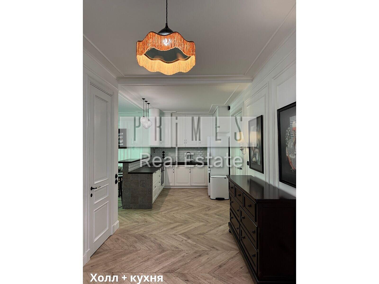 Продажа трехкомнатной квартиры в Киеве, на ул. Воздвиженская 9-19, район Подол фото 1 Продажа трехкомнатной квартиры в Киеве, на ул. Воздвиженская 9-19, район Подол фото 1