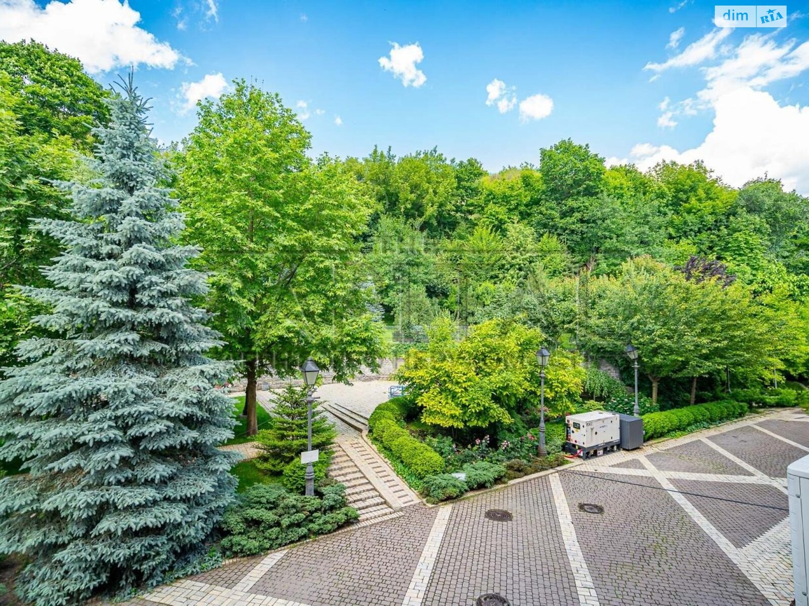 Продажа трехкомнатной квартиры в Киеве, на ул. Воздвиженская 29А, район Подол фото 1