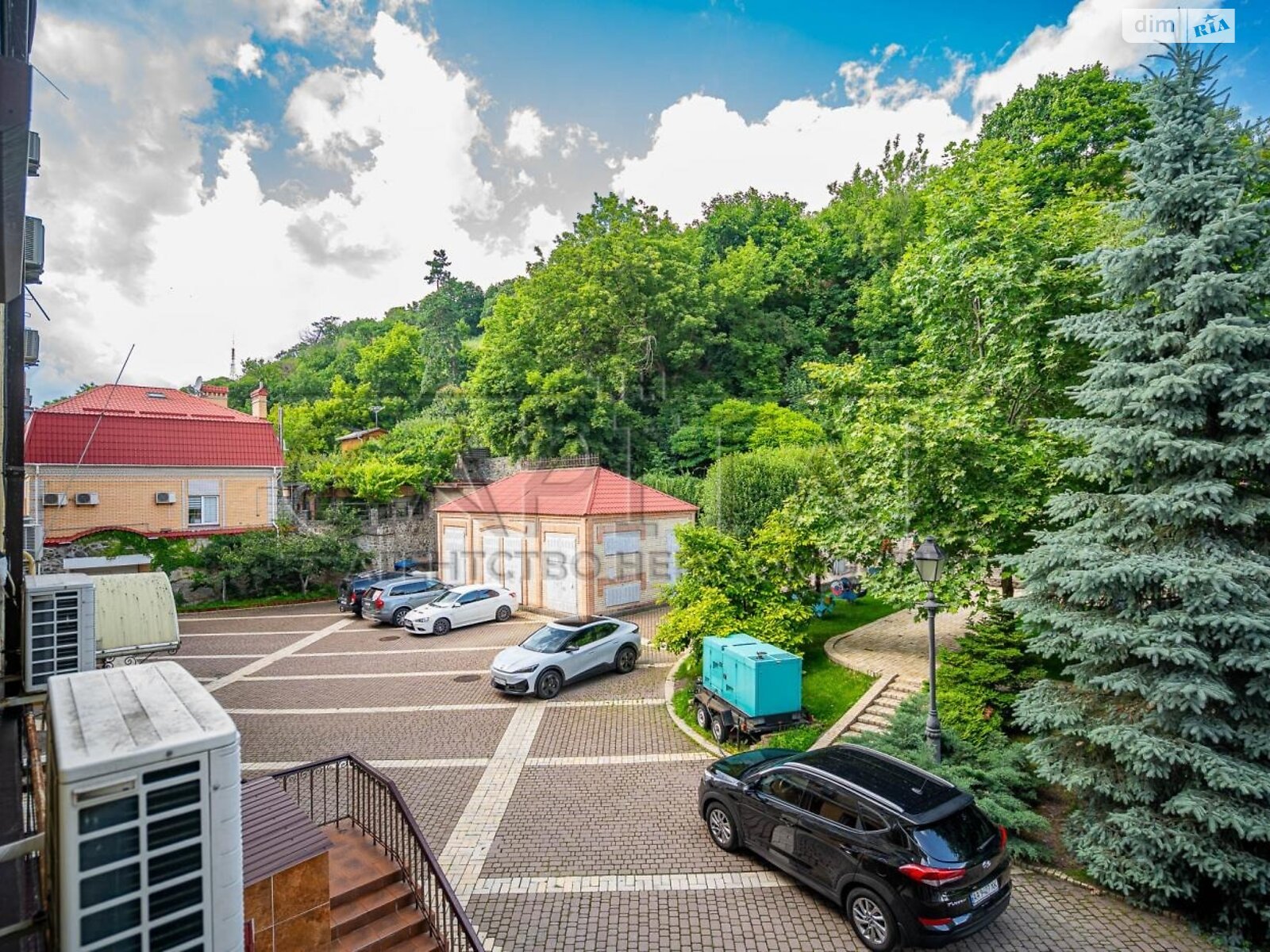 Продажа трехкомнатной квартиры в Киеве, на ул. Воздвиженская 29А, район Подол фото 1