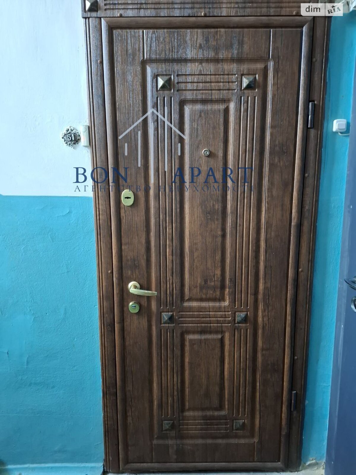 Продажа трехкомнатной квартиры в Киеве, на ул. Введенская 32, район Подол фото 1