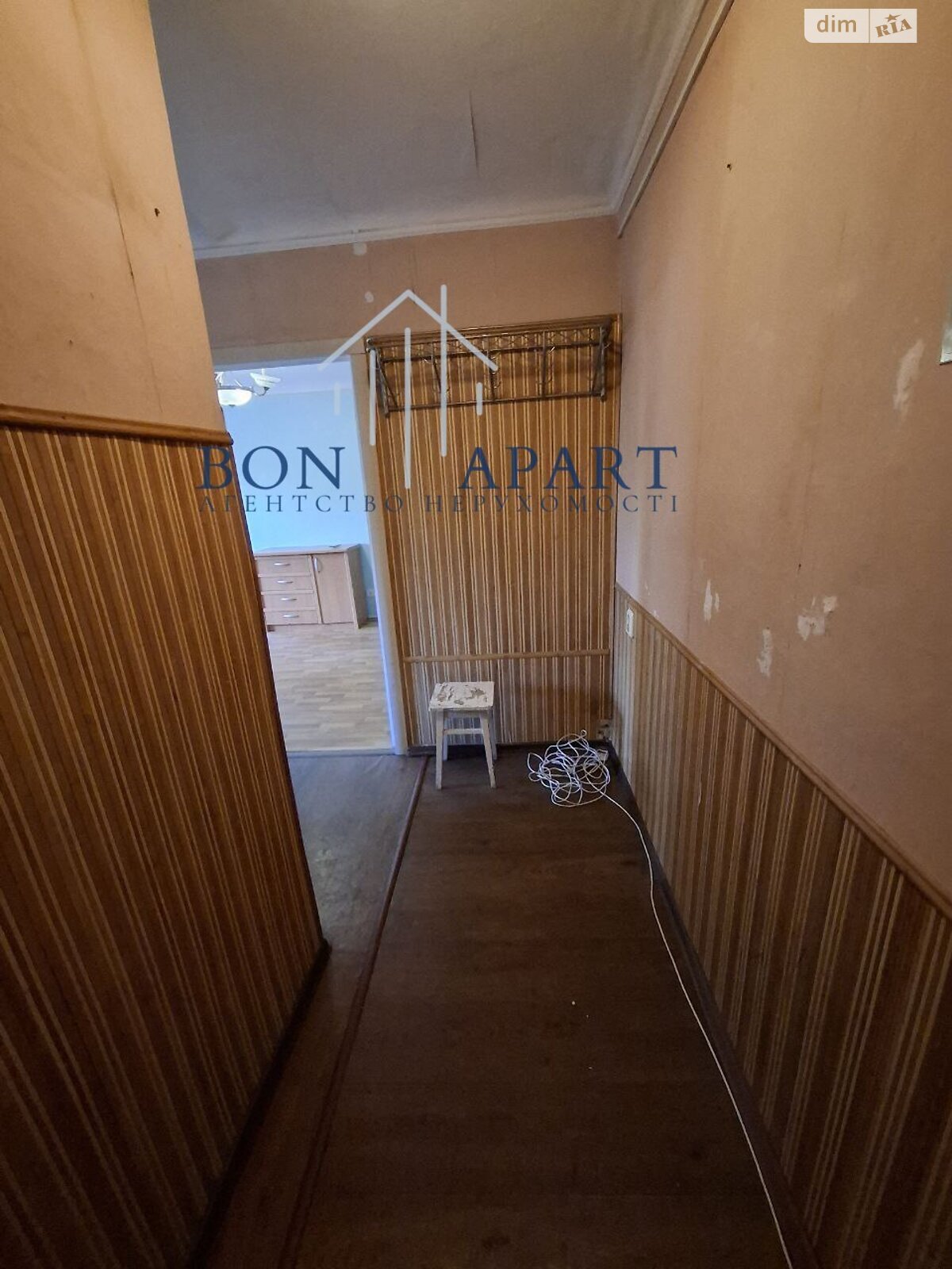 Продажа трехкомнатной квартиры в Киеве, на ул. Введенская 32, район Подол фото 1