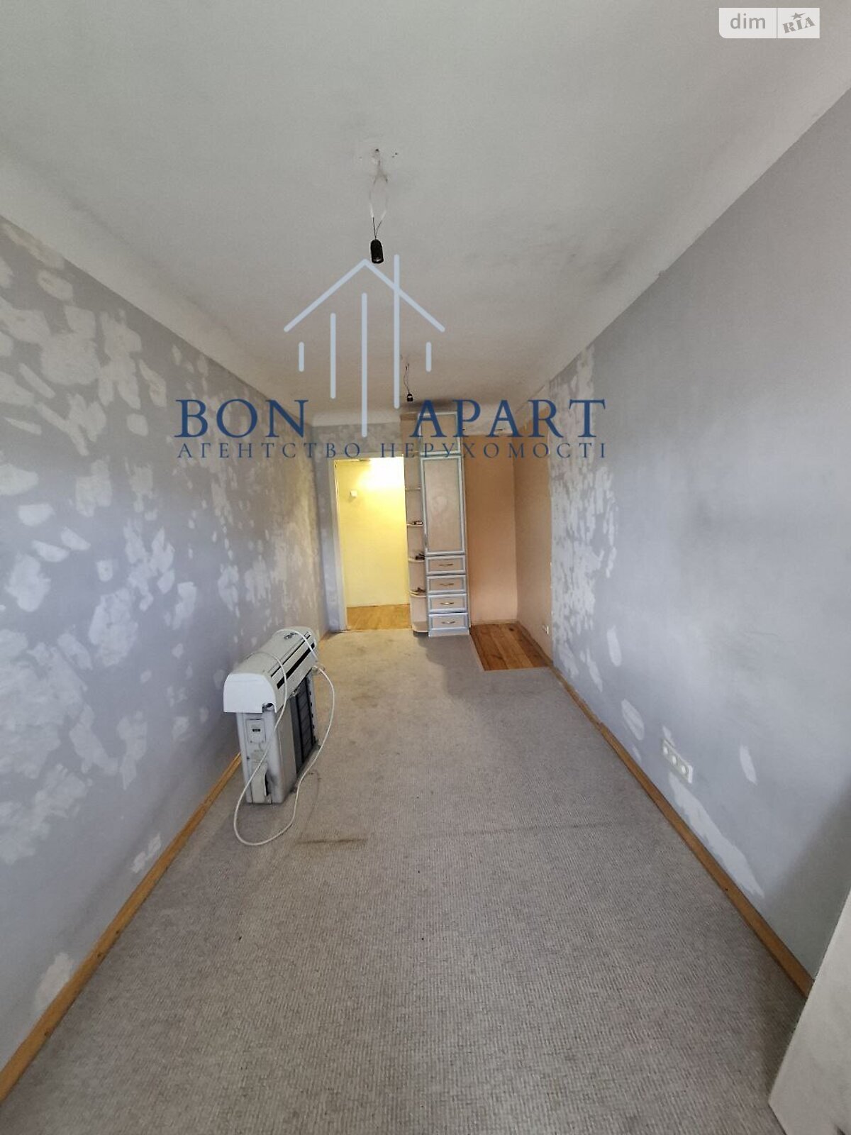 Продажа трехкомнатной квартиры в Киеве, на ул. Введенская 32, район Подол фото 1