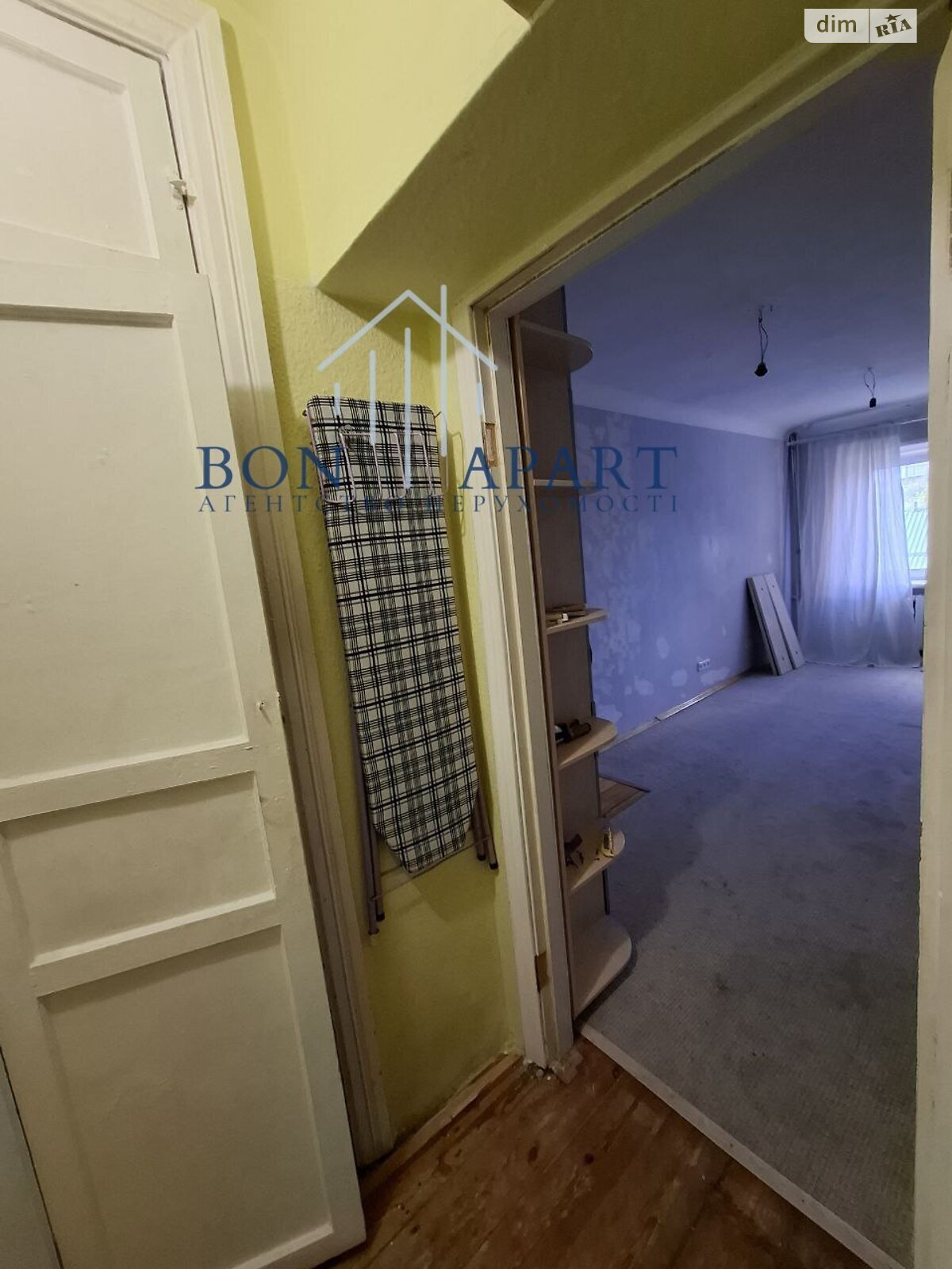 Продажа трехкомнатной квартиры в Киеве, на ул. Введенская 32, район Подол фото 1