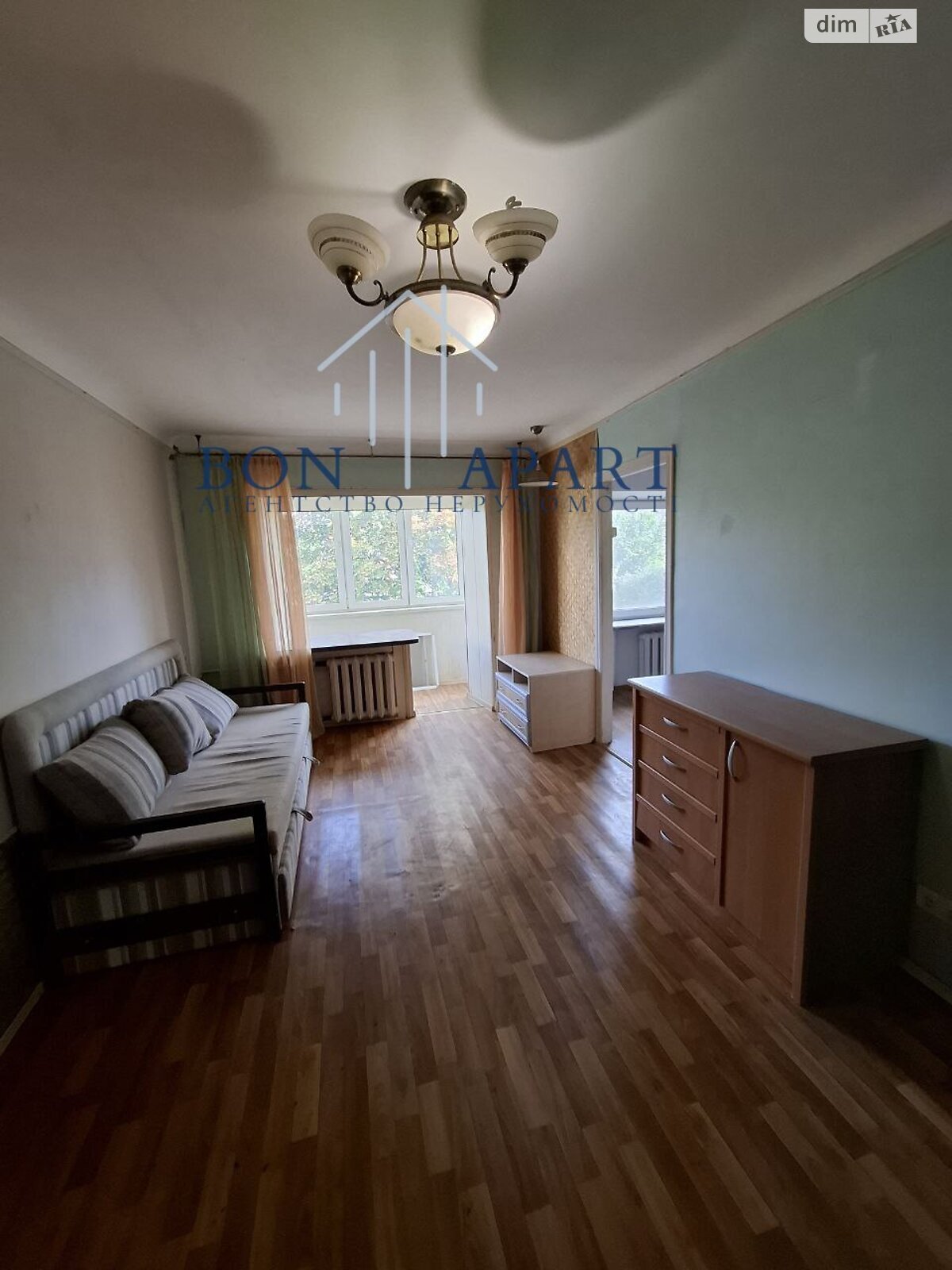 Продажа трехкомнатной квартиры в Киеве, на ул. Введенская 32, район Подол фото 1