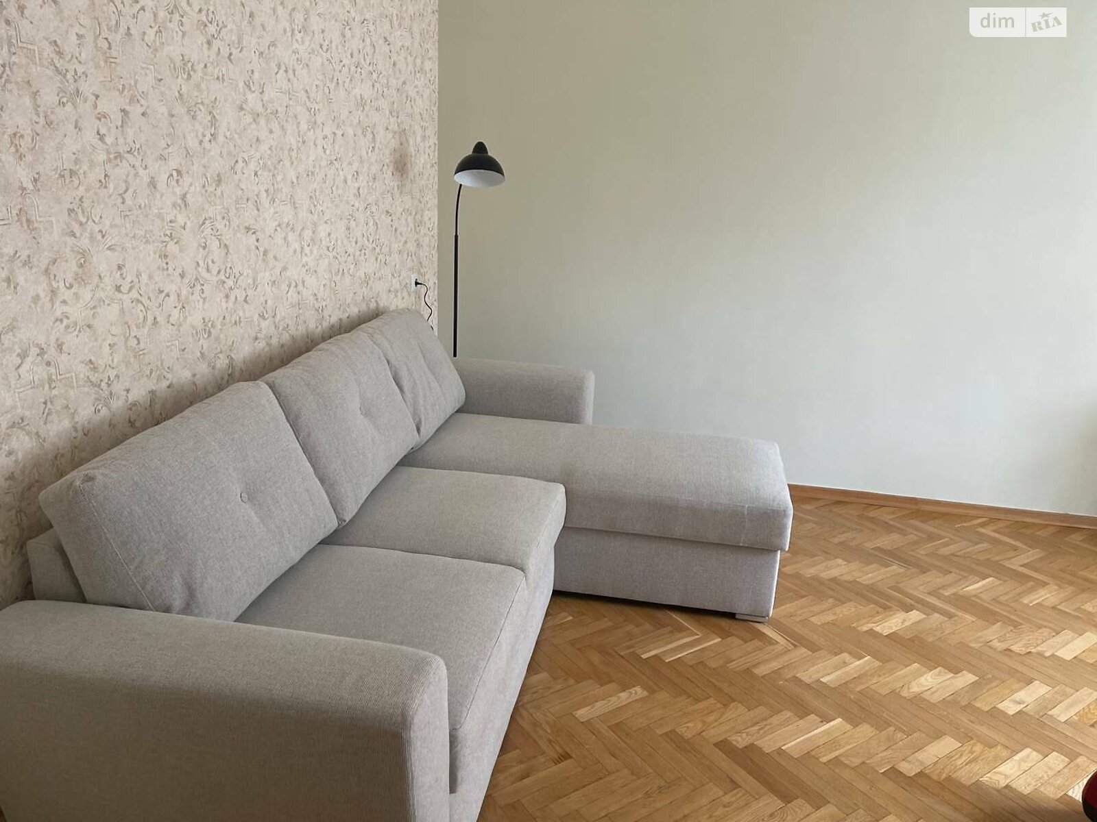 Продажа трехкомнатной квартиры в Киеве, на ул. Введенская 5, район Подол фото 1