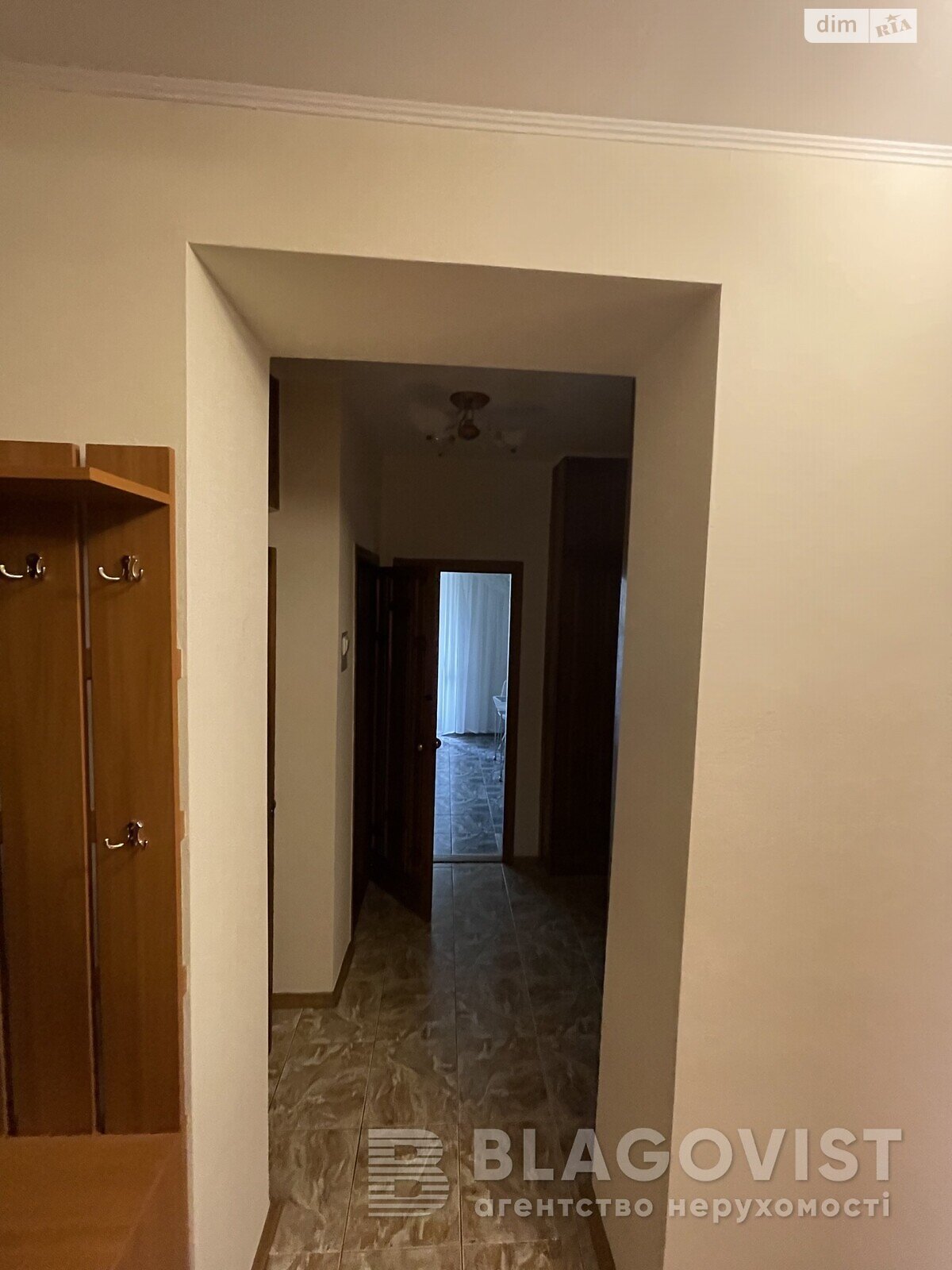 Продажа трехкомнатной квартиры в Киеве, на ул. Введенская 5, район Подол фото 1