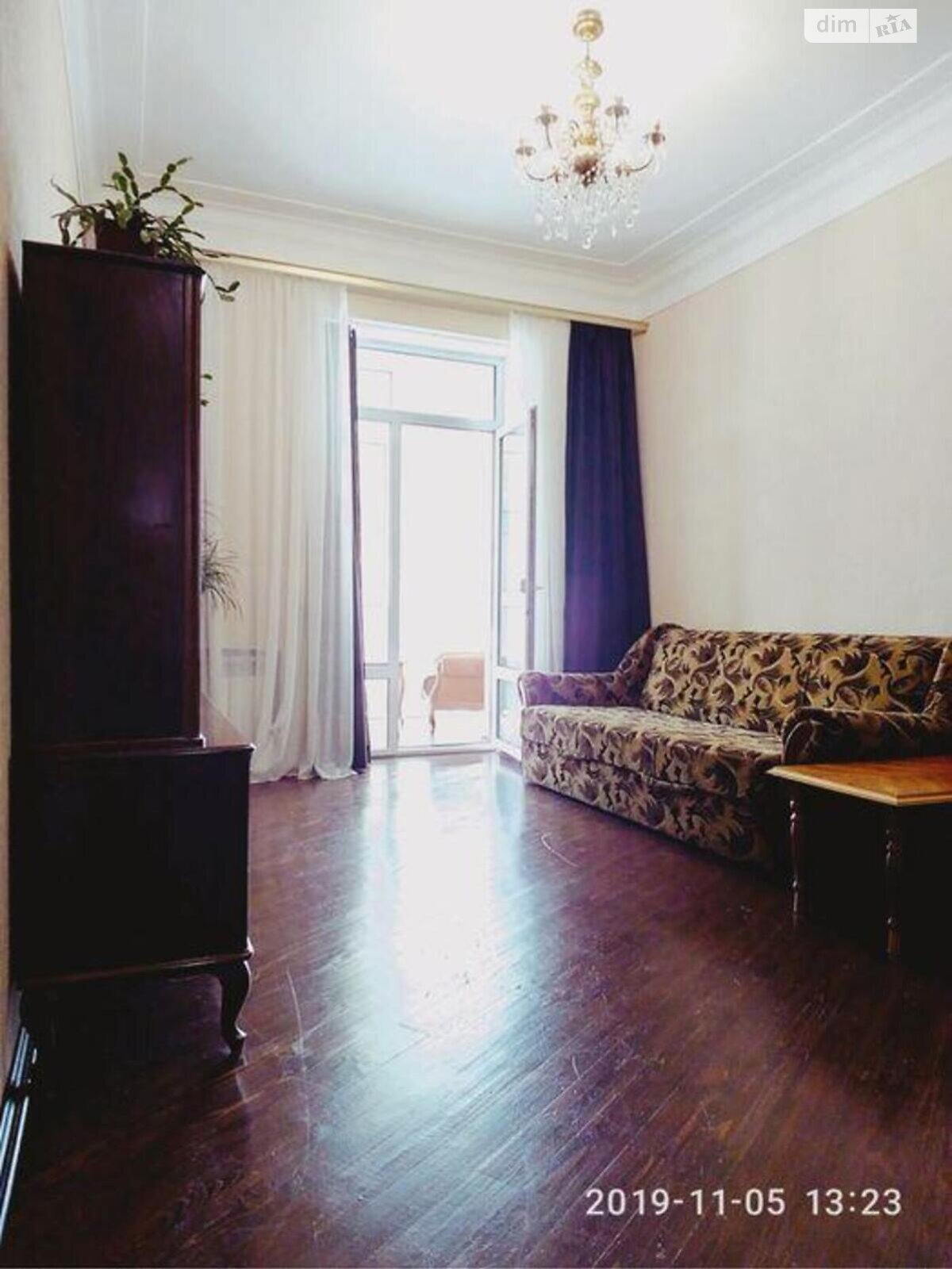 Продажа трехкомнатной квартиры в Киеве, на ул. Ярославская 32/33, район Подол фото 1 Продажа трехкомнатной квартиры в Киеве, на ул. Ярославская 32/33, район Подол фото 1