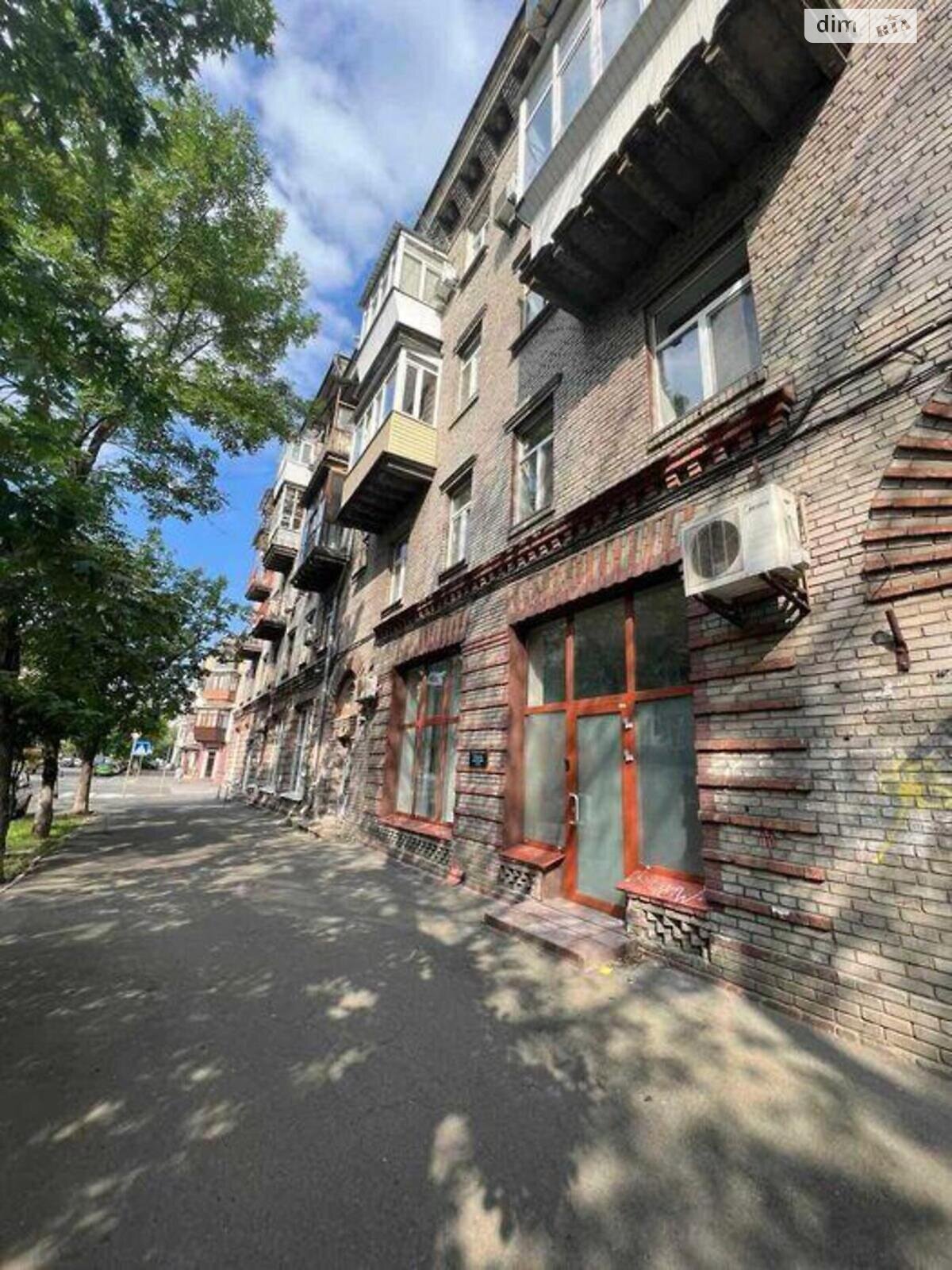 Продажа трехкомнатной квартиры в Киеве, на ул. Ярославская 32/33, район Подол фото 1 Продажа трехкомнатной квартиры в Киеве, на ул. Ярославская 32/33, район Подол фото 1