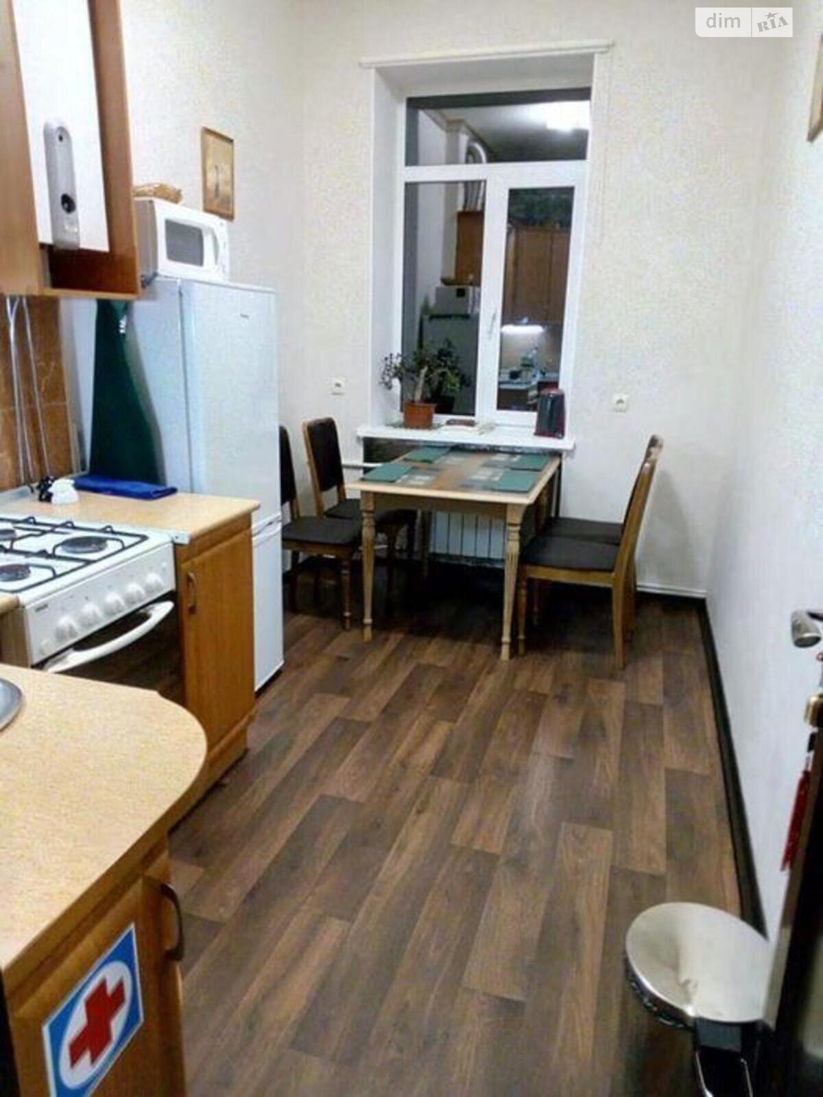 Продажа трехкомнатной квартиры в Киеве, на ул. Ярославская 32/33, район Подол фото 1 Продажа трехкомнатной квартиры в Киеве, на ул. Ярославская 32/33, район Подол фото 1