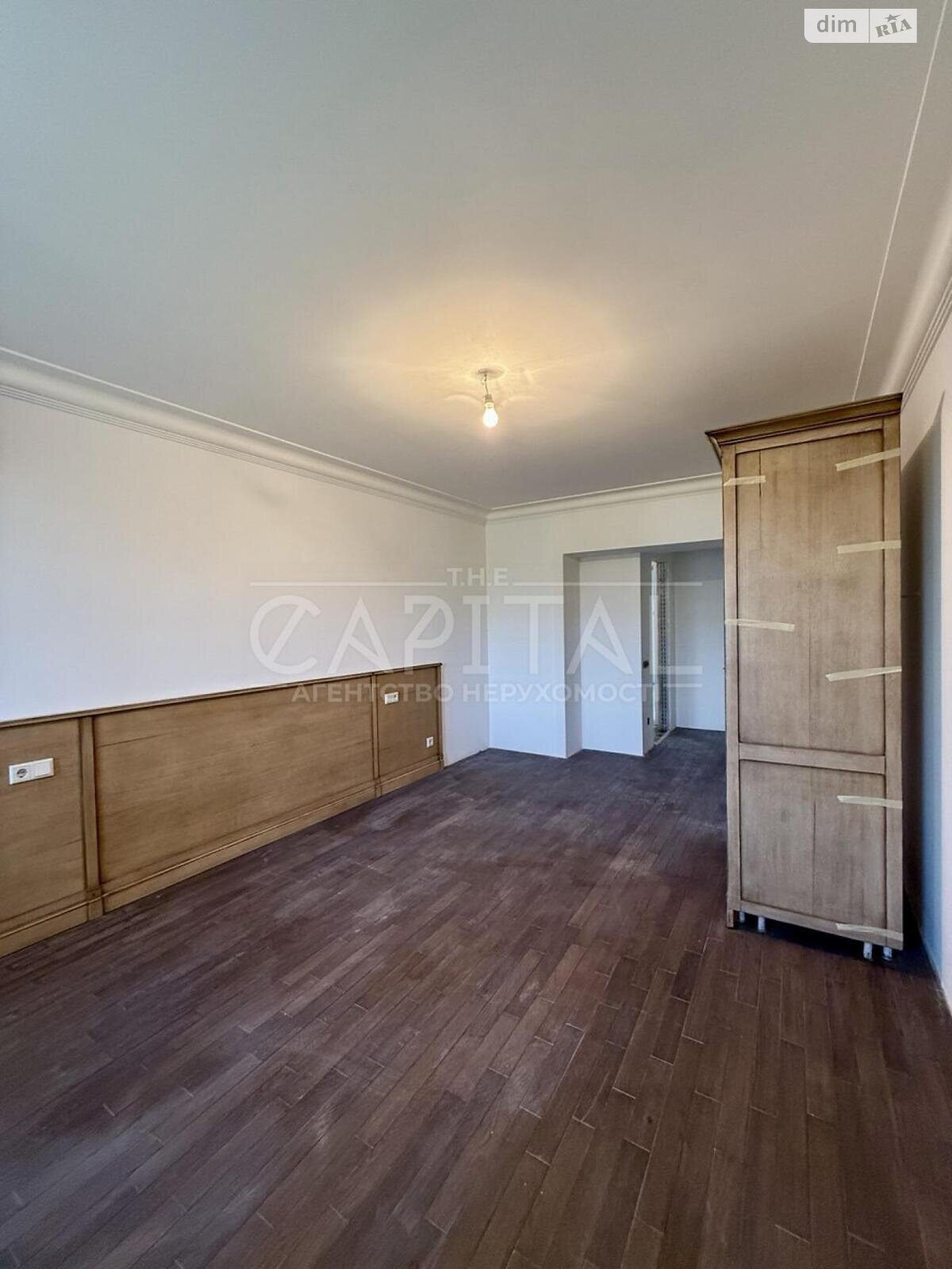 Продажа четырехкомнатной квартиры в Киеве, на ул. Юрковская 28 корпус 1, район Подол фото 1 Продажа четырехкомнатной квартиры в Киеве, на ул. Юрковская 28 корпус 1, район Подол фото 1