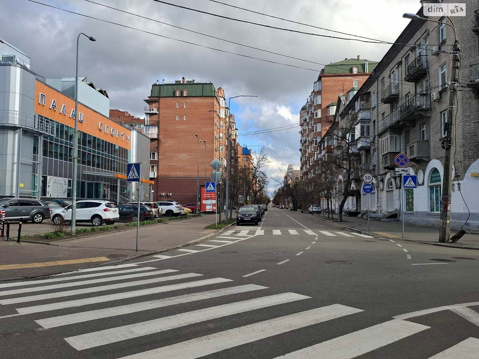 Продажа трехкомнатной квартиры в Киеве, на ул. Юрковская 40/5, район Подол фото 1 Продажа трехкомнатной квартиры в Киеве, на ул. Юрковская 40/5, район Подол фото 1