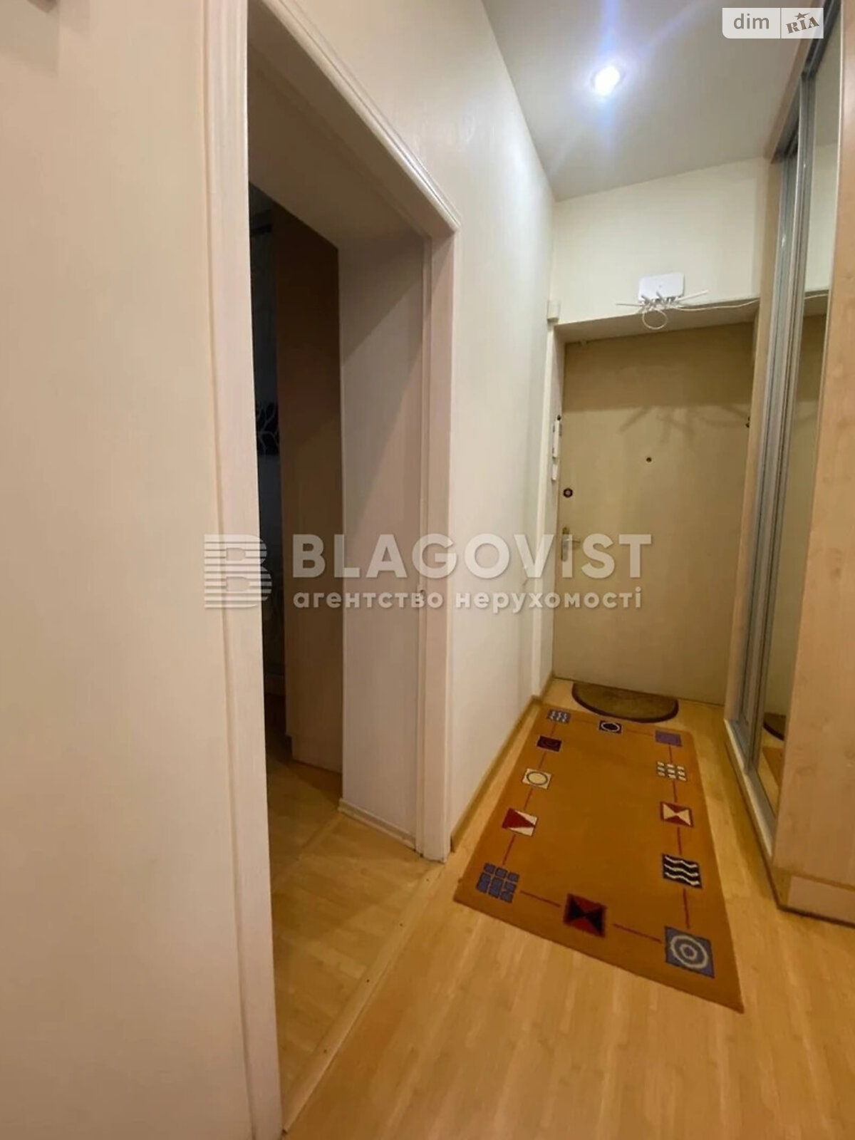 Продажа трехкомнатной квартиры в Киеве, на ул. Юрковская 36/10, район Подол фото 1 Продажа трехкомнатной квартиры в Киеве, на ул. Юрковская 36/10, район Подол фото 1