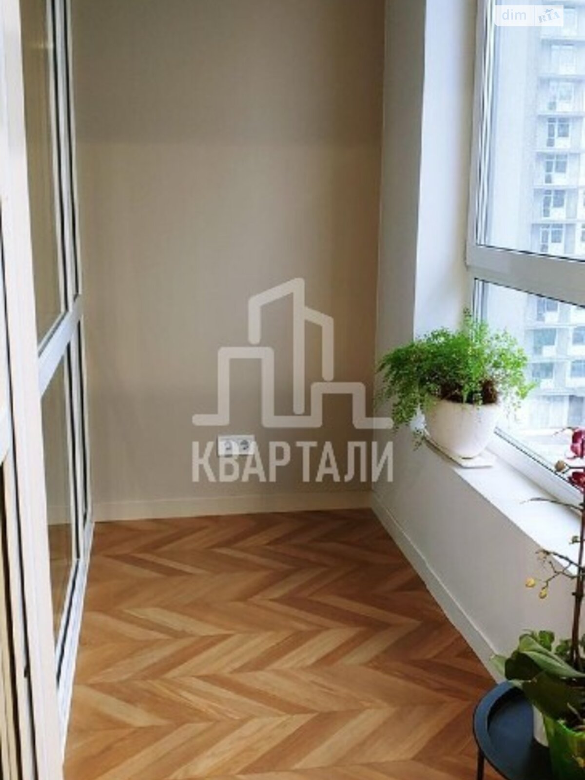 Продажа однокомнатной квартиры в Киеве, на ул. Александра Олеся 4, район Подольский фото 1