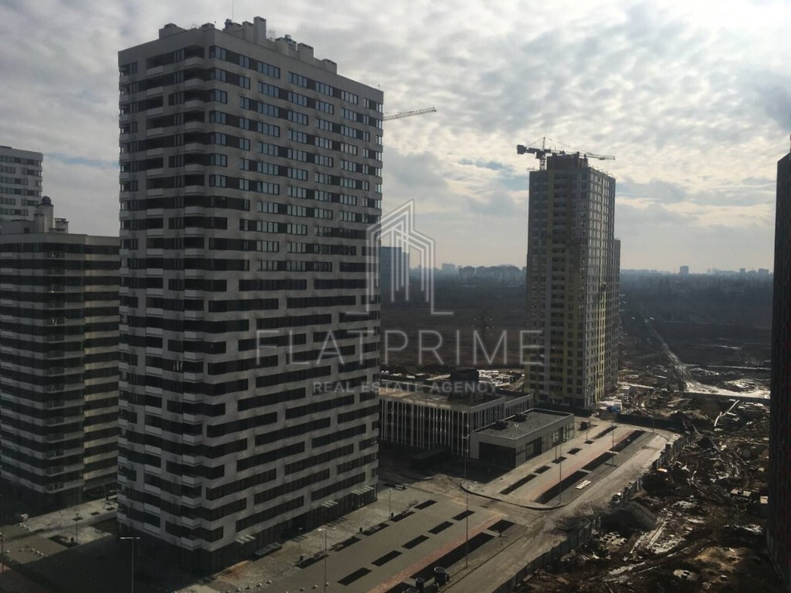 Продаж трикімнатної квартири в Києві, на вул. Олександра Олеся 8/17, район Подільський фото 1 Продаж трикімнатної квартири в Києві, на вул. Олександра Олеся 8/17, район Подільський фото 1