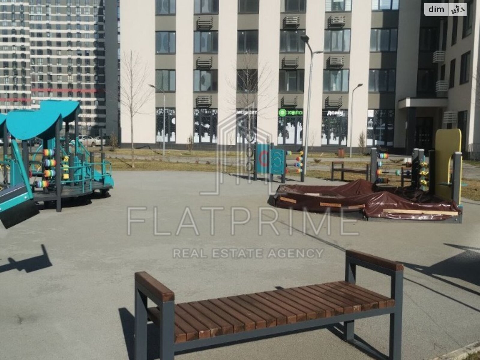 Продаж трикімнатної квартири в Києві, на вул. Олександра Олеся 8/17, район Подільський фото 1 Продаж трикімнатної квартири в Києві, на вул. Олександра Олеся 8/17, район Подільський фото 1
