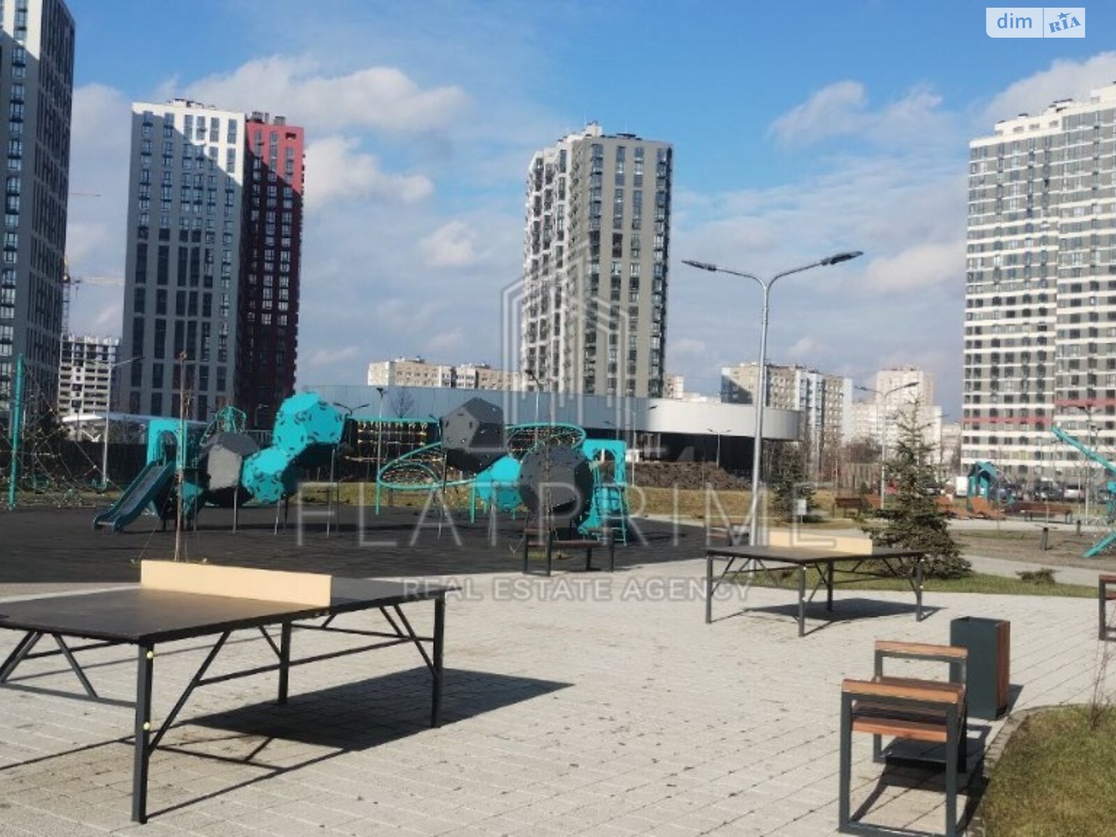 Продаж трикімнатної квартири в Києві, на вул. Олександра Олеся 8/17, район Подільський фото 1 Продаж трикімнатної квартири в Києві, на вул. Олександра Олеся 8/17, район Подільський фото 1