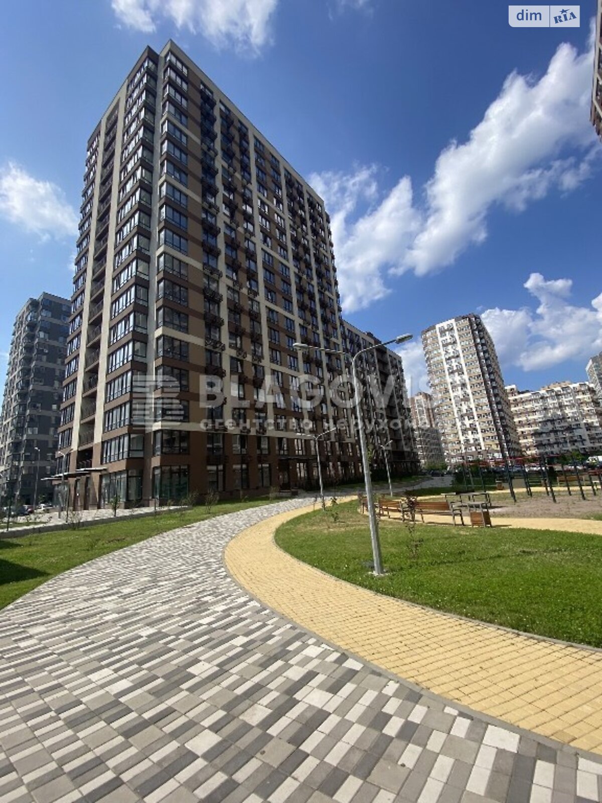 Продажа двухкомнатной квартиры в Киеве, на ул. Александра Олеся 2В, район Подольский фото 1
