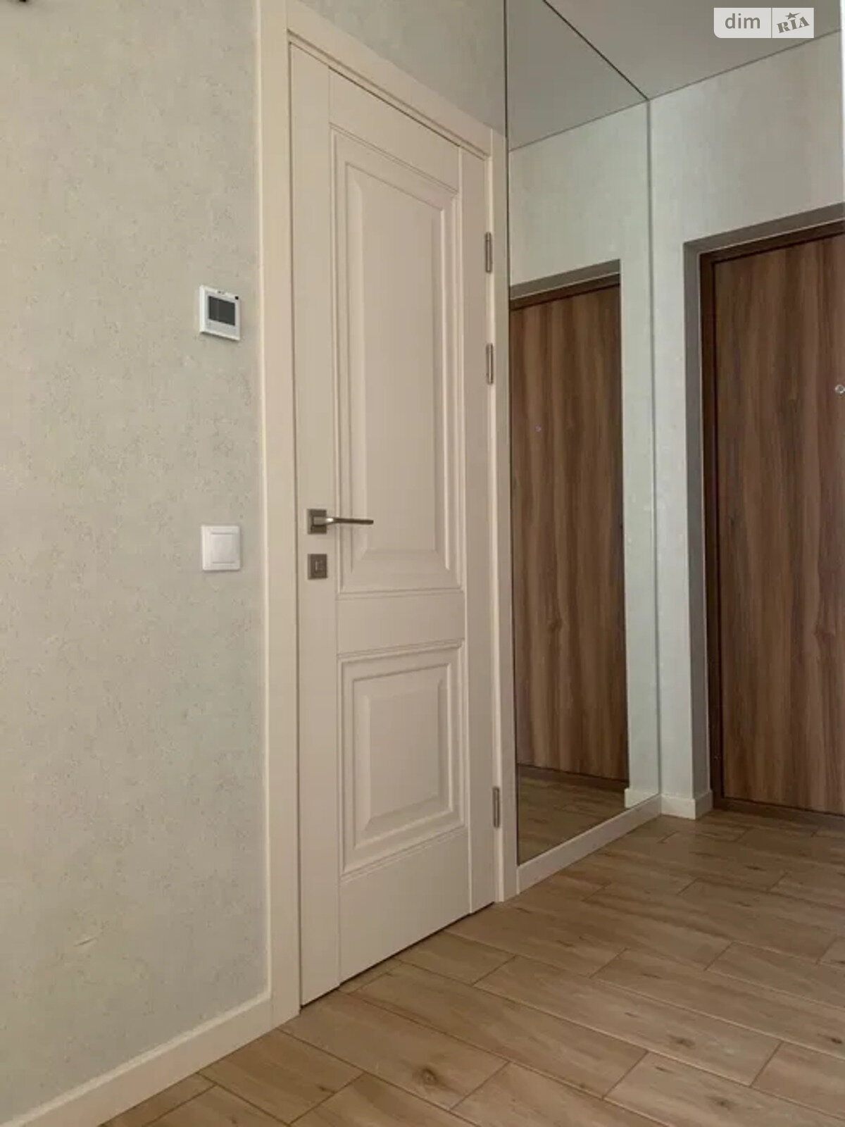 Продаж однокімнатної квартири в Києві, на вул. Олександра Олеся 8/17, район Подільський фото 1 Продаж однокімнатної квартири в Києві, на вул. Олександра Олеся 8/17, район Подільський фото 1
