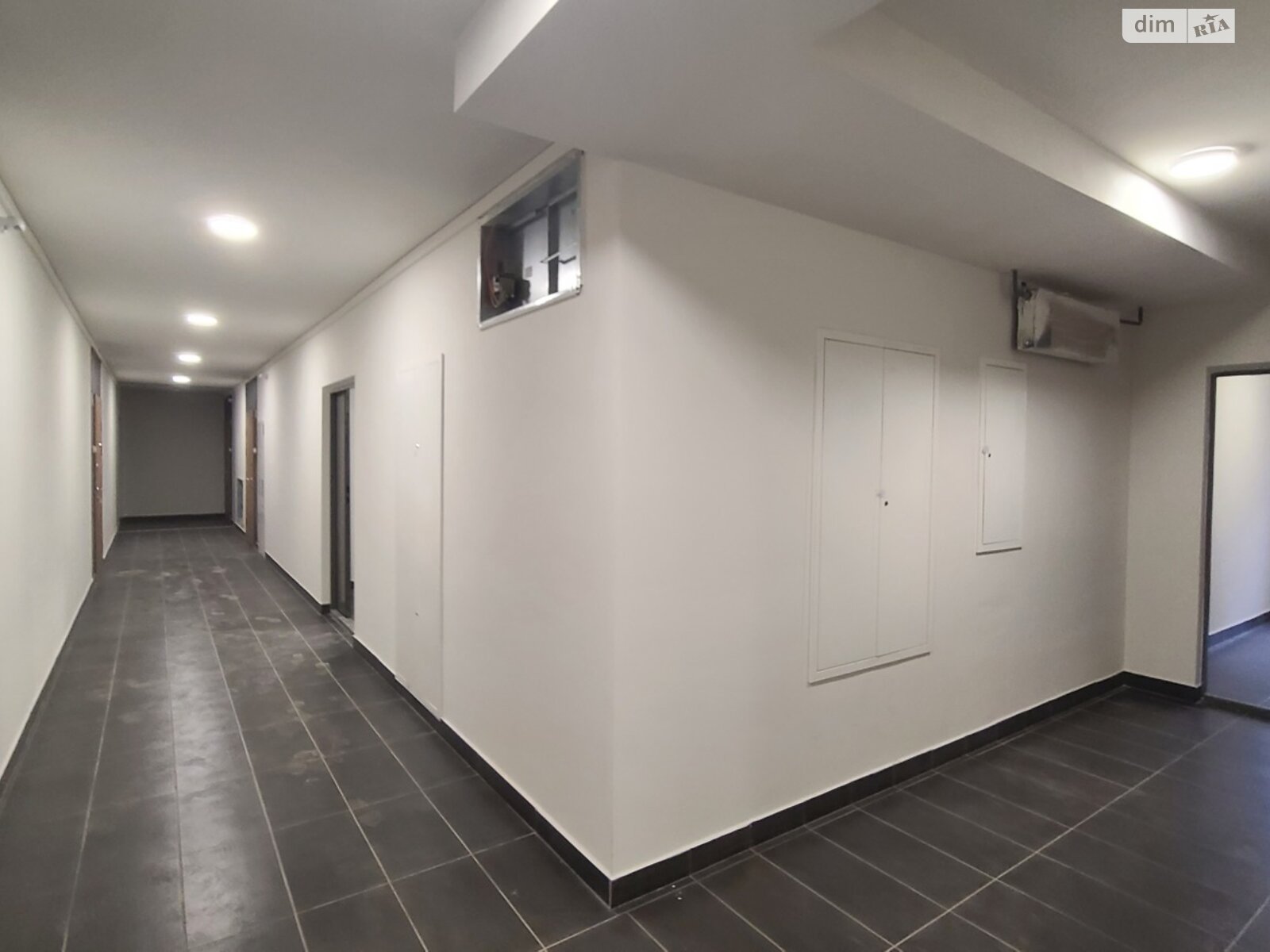 Продажа трехкомнатной квартиры в Киеве, на ул. Александра Олеся 10/1, кв. 172, район Подольский фото 1 Продажа трехкомнатной квартиры в Киеве, на ул. Александра Олеся 10/1, кв. 172, район Подольский фото 1