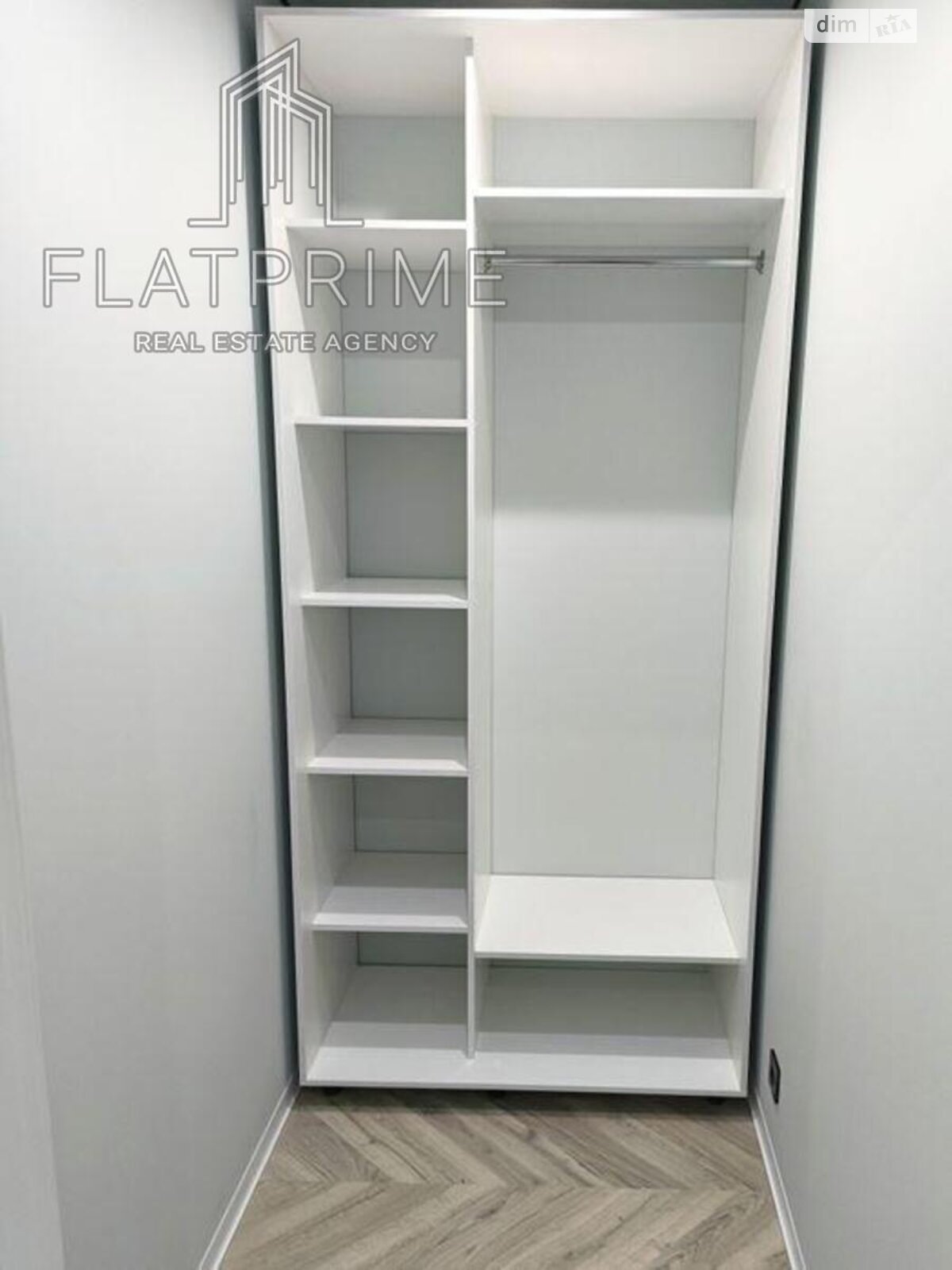 Продажа однокомнатной квартиры в Киеве, на ул. Александра Олеся 10, район Подольский фото 1