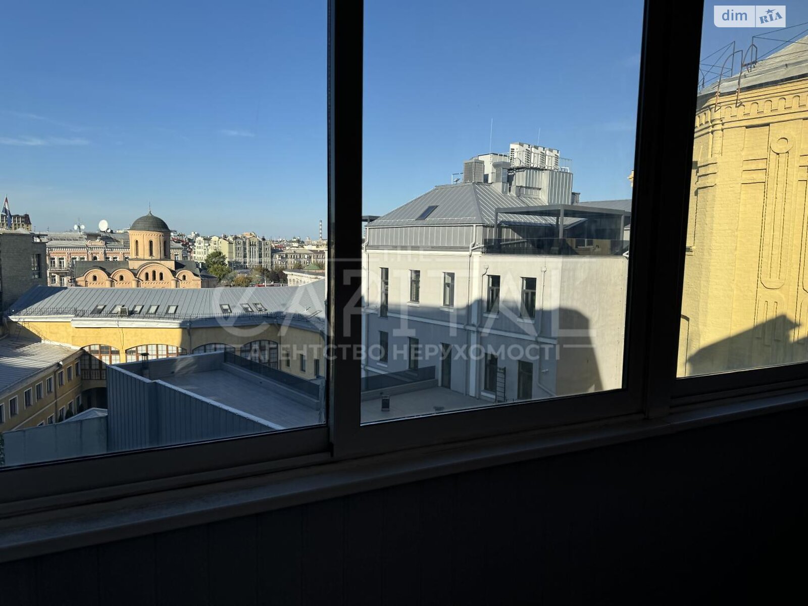 Продаж двокімнатної квартири в Києві, на узвіз Андріївський 2Г, район Подільський фото 1 Продаж двокімнатної квартири в Києві, на узвіз Андріївський 2Г, район Подільський фото 1