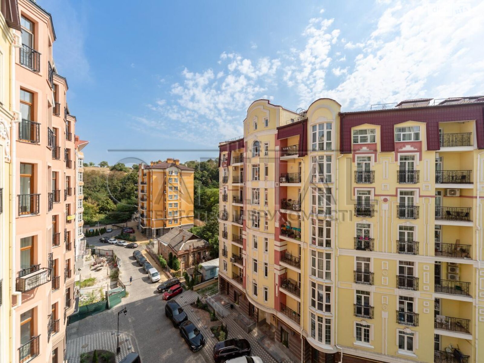 Продажа двухкомнатной квартиры в Киеве, на ул. Дегтярная 20, район Подольский фото 1 Продажа двухкомнатной квартиры в Киеве, на ул. Дегтярная 20, район Подольский фото 1