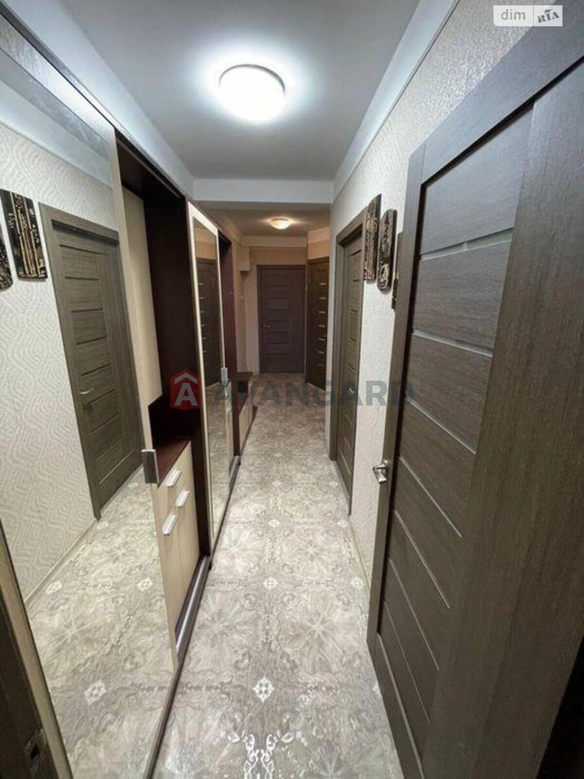 Продажа трехкомнатной квартиры в Киеве, на просп. Европейского Союза 9, район Подольский фото 1