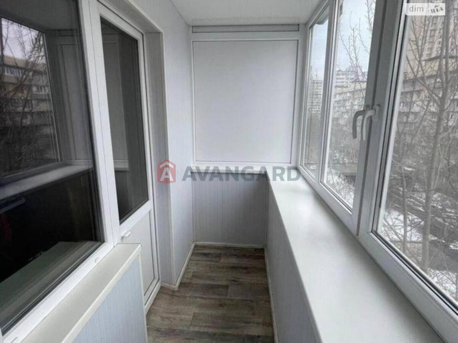 Продажа трехкомнатной квартиры в Киеве, на просп. Европейского Союза 9, район Подольский фото 1