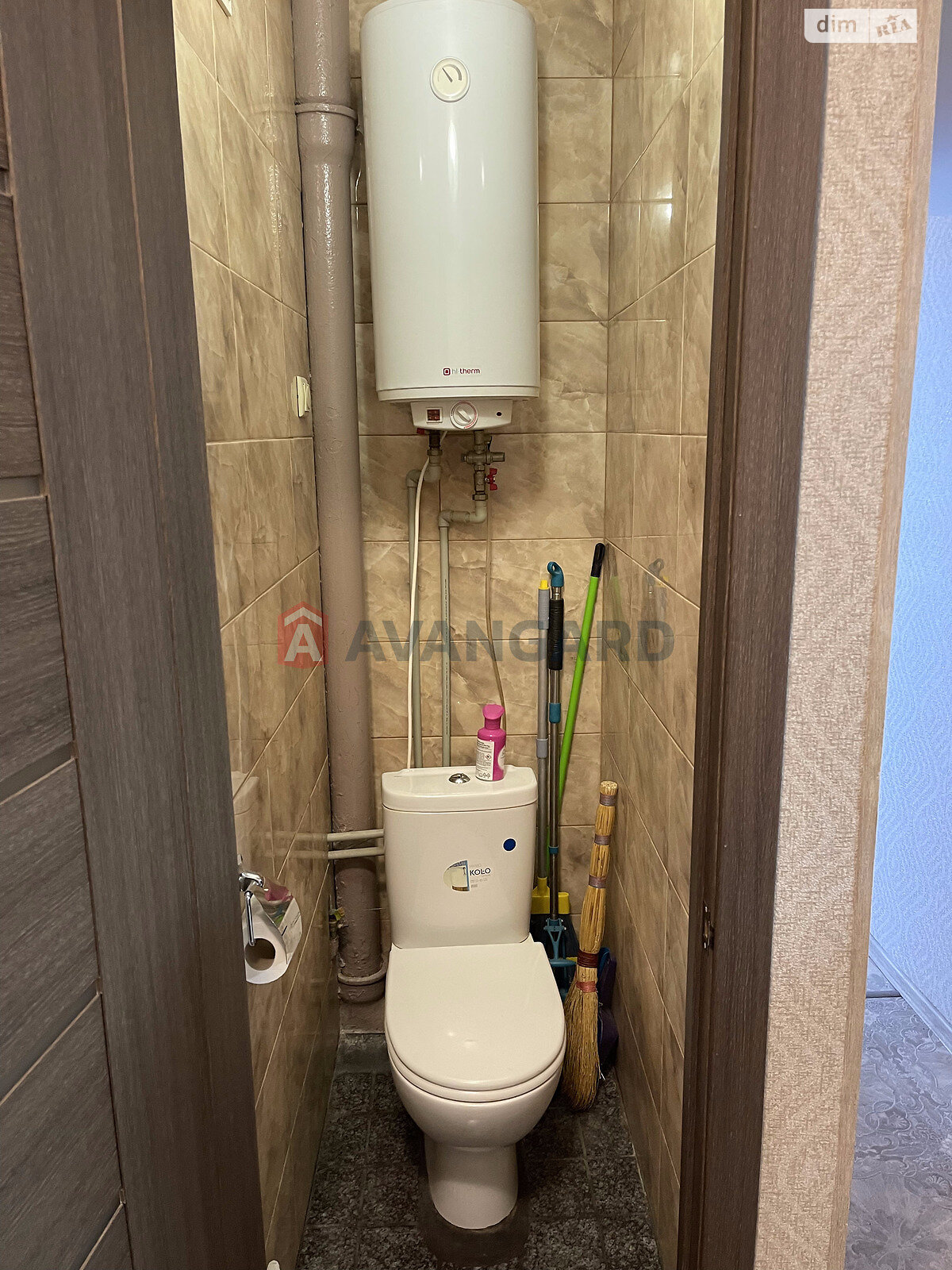 Продажа трехкомнатной квартиры в Киеве, на просп. Европейского Союза 9, район Подольский фото 1