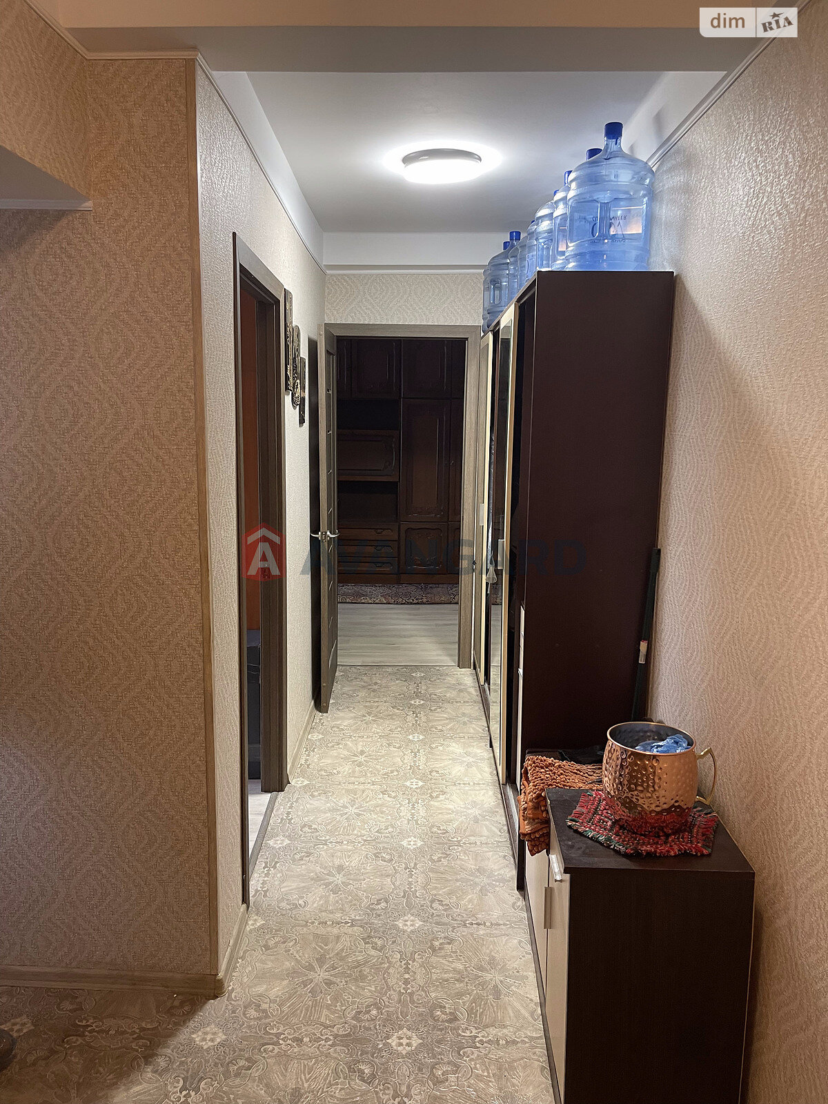 Продажа трехкомнатной квартиры в Киеве, на просп. Европейского Союза 9, район Подольский фото 1